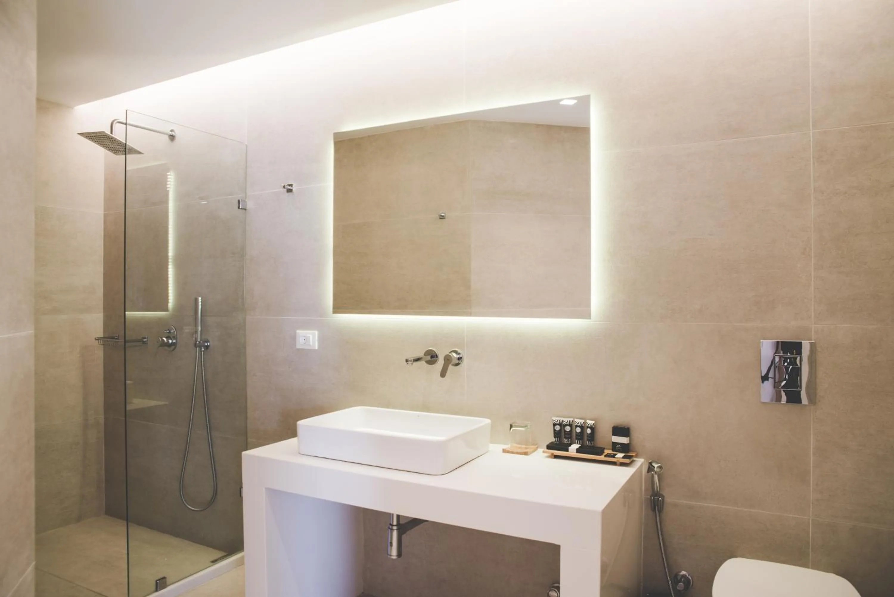 Super Paradise Junior Sea View Suite in Super Paradise Hotel