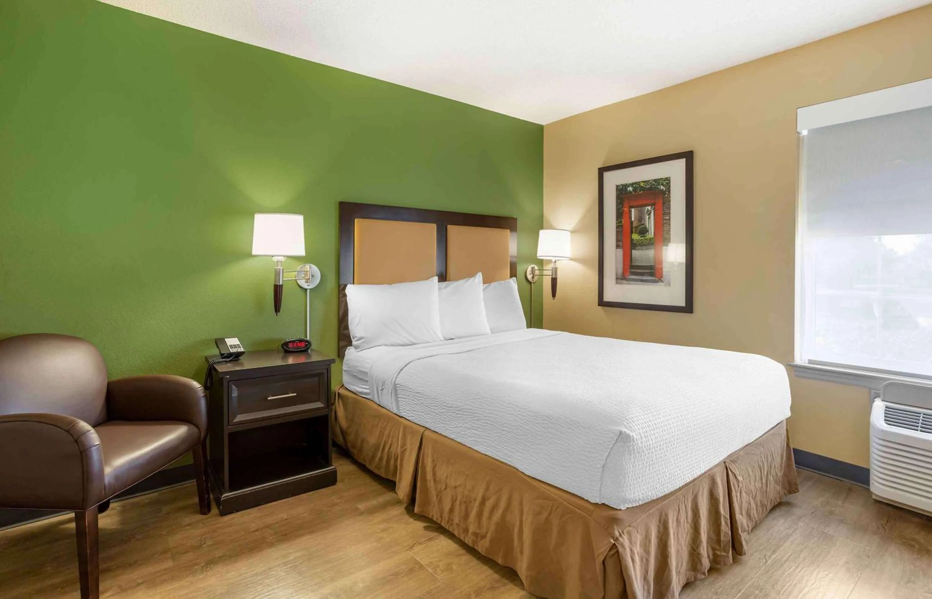 Queen Studio - Non-Smoking in Extended Stay America Suites - Meadowlands - East Rutherford