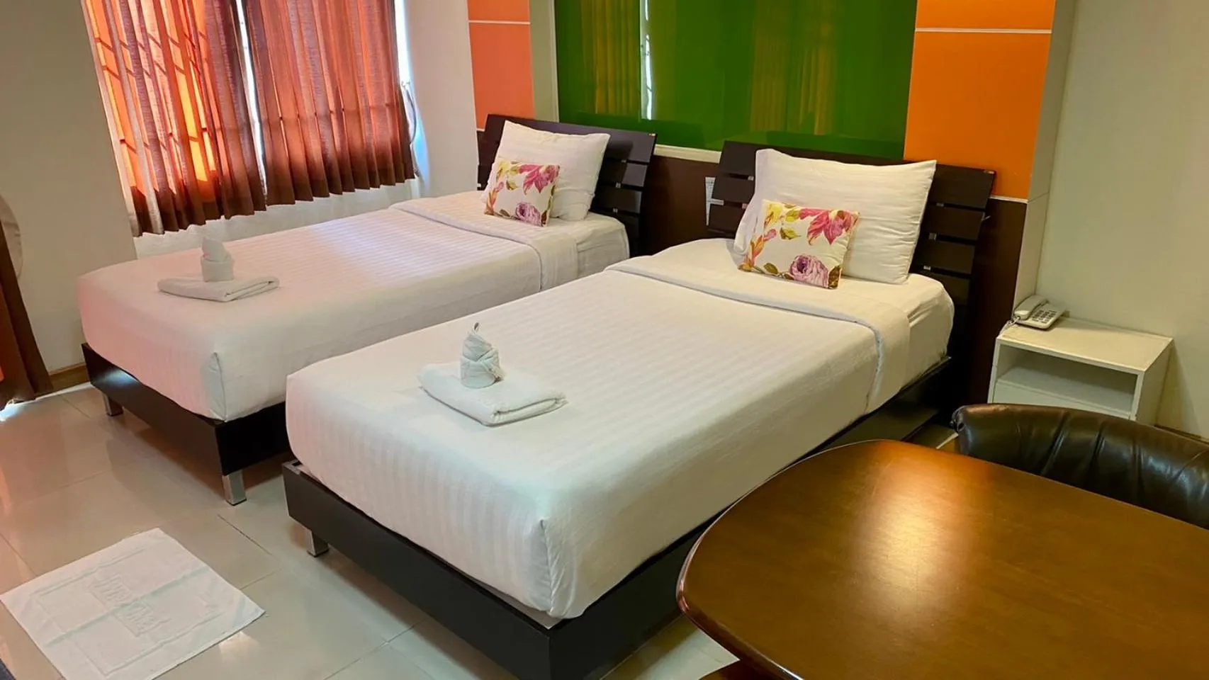 Standard Twin Room in Kwanruen Resort