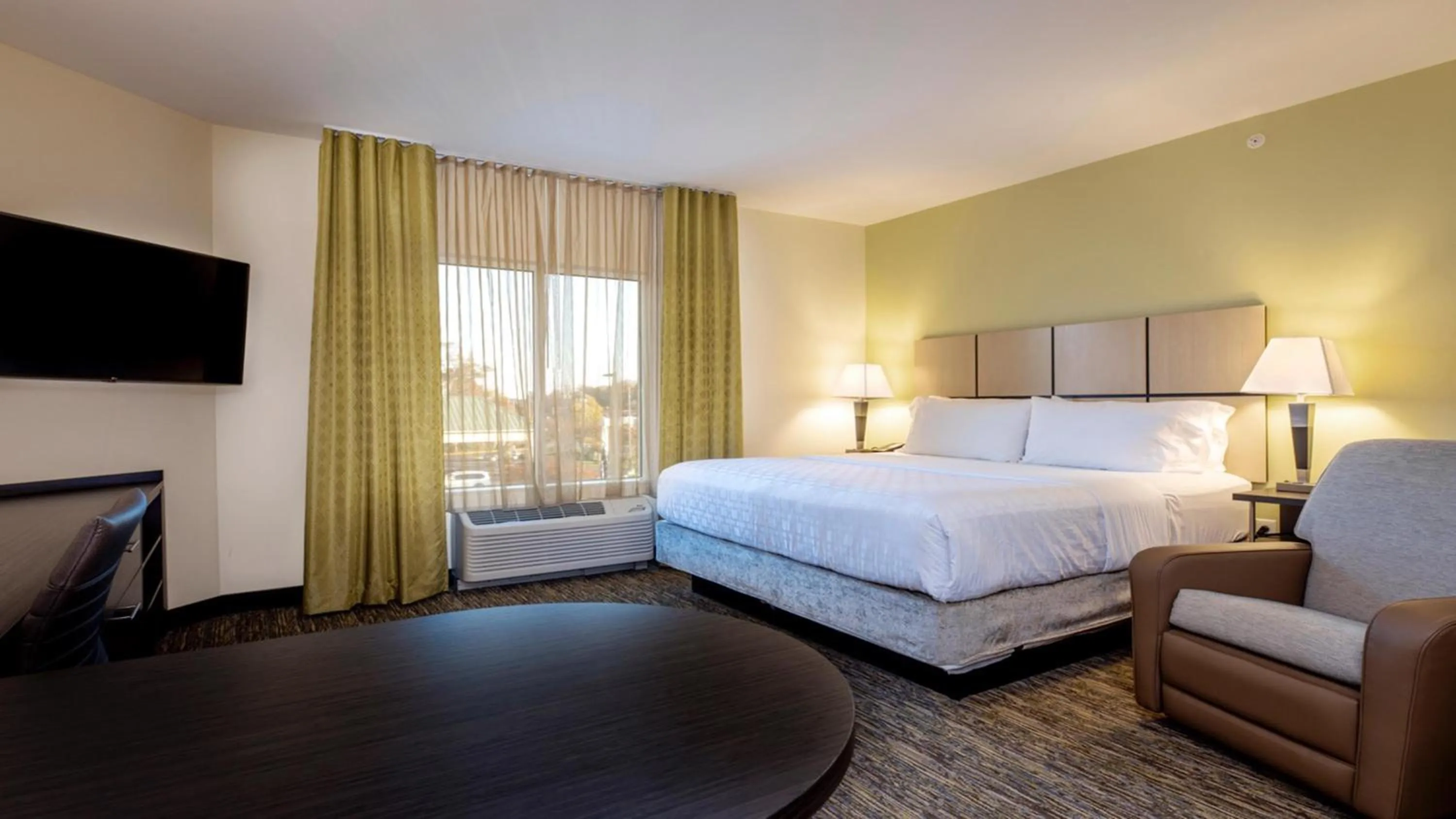 King Studio - Non-Smoking in Candlewood Suites - Dumfries - Quantico by IHG