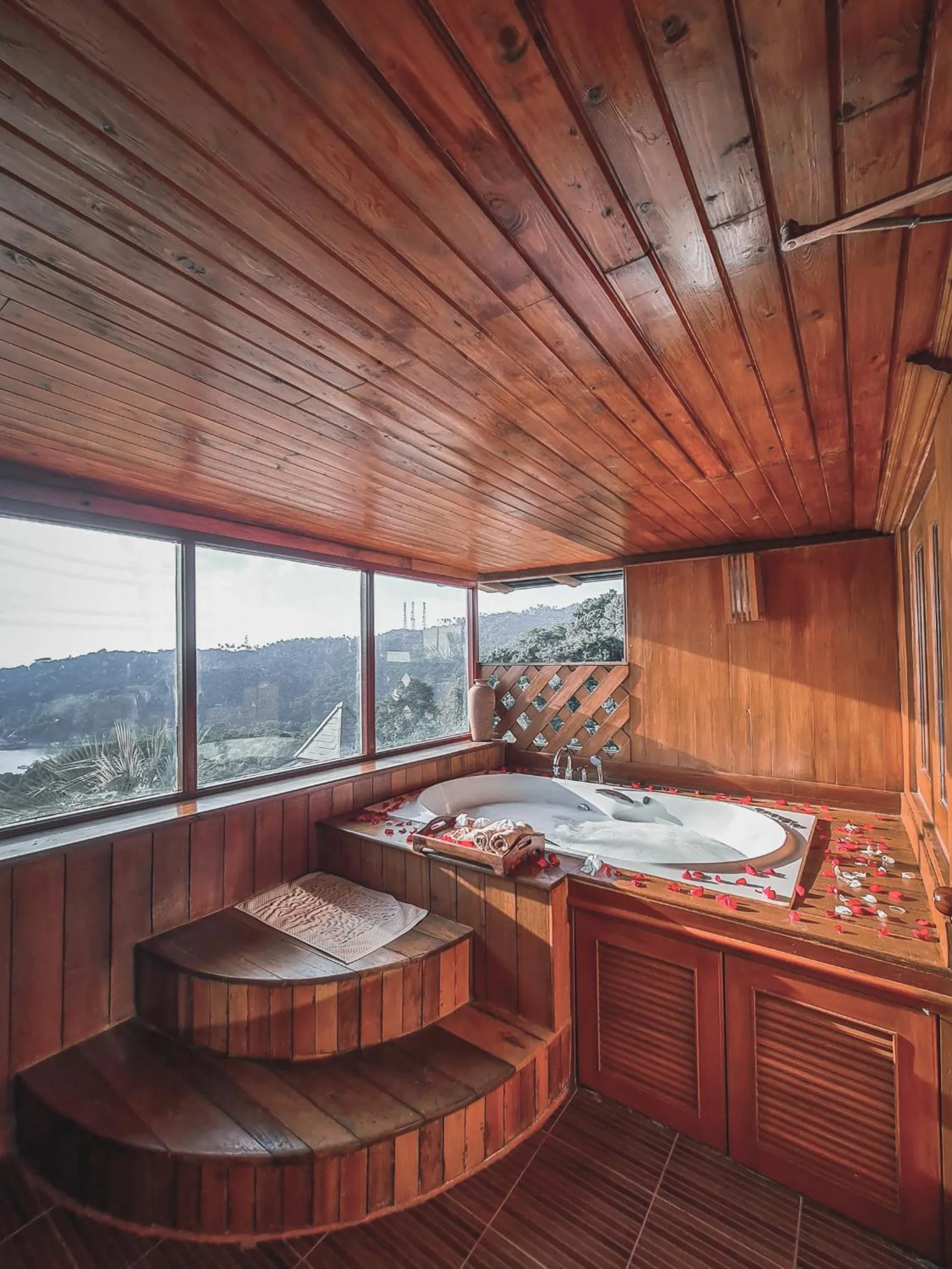 Honeymoon Sky in Ko Tao Paradise Resort