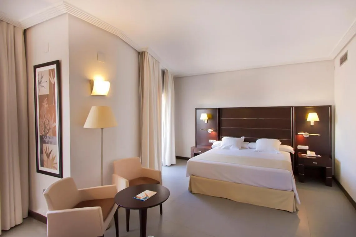 Elite Double Room with Lateral Sea View in MS Amaragua