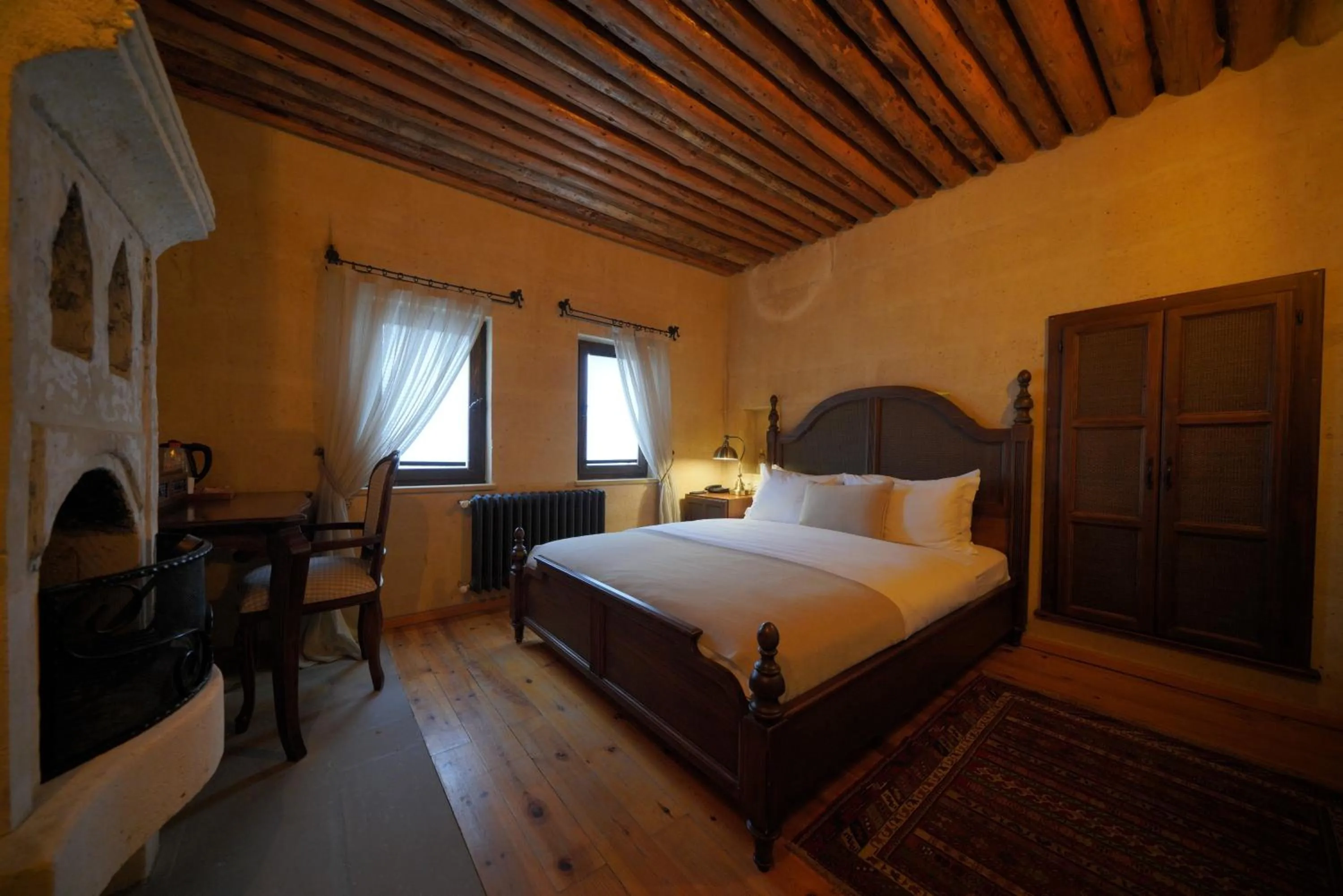 Double Room with Mountain View in Maya Cave