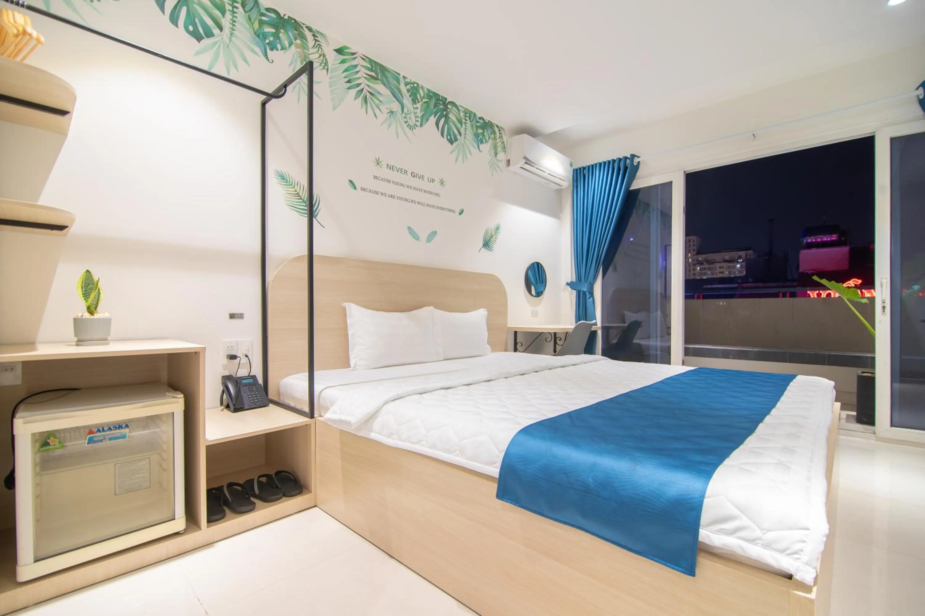 King Suite in Bin Bin Hotel 6 - Near SECC D7