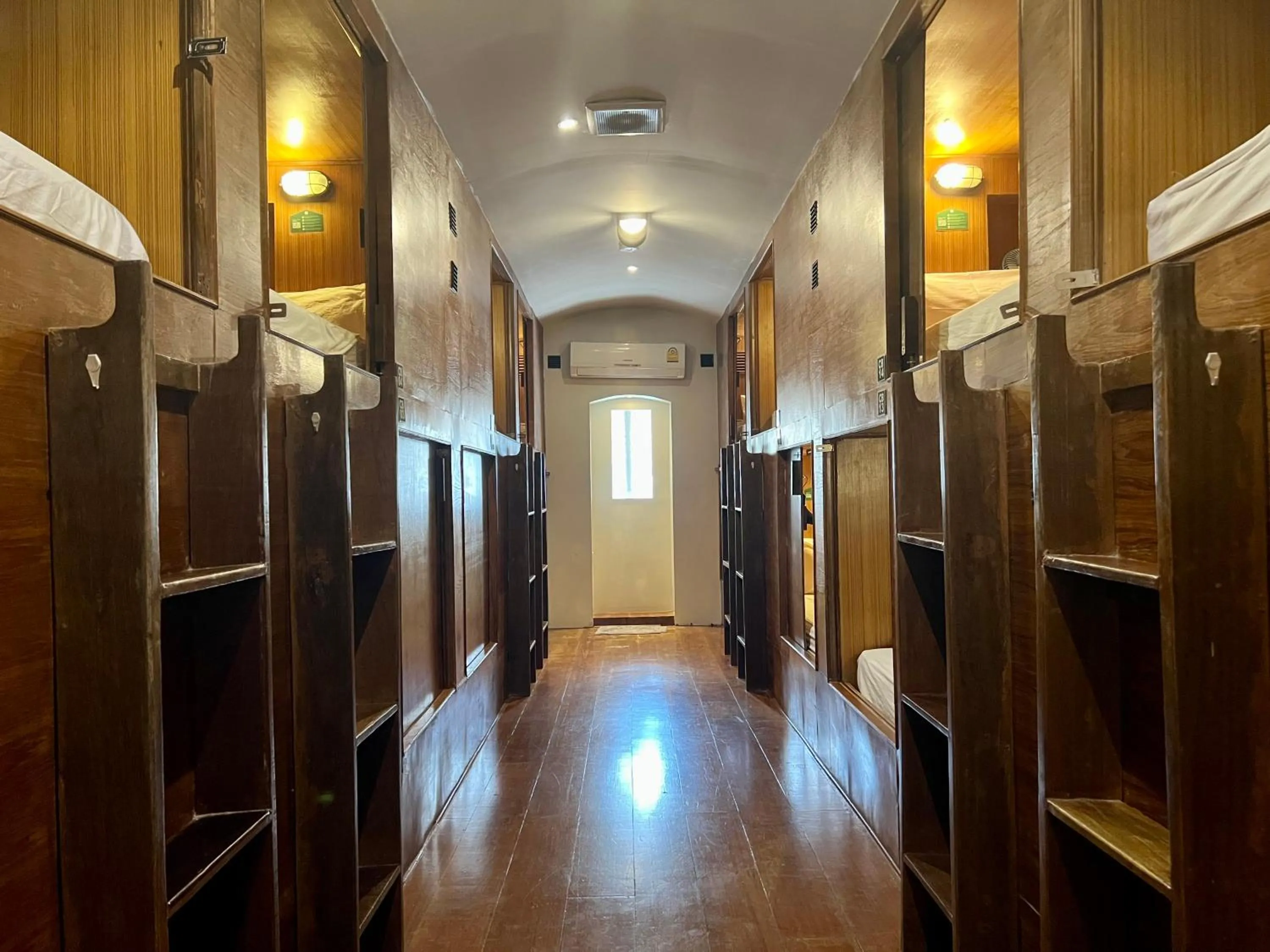 Single Bed in 16-Mixed Cabin  in Suneta Hostel Khaosan