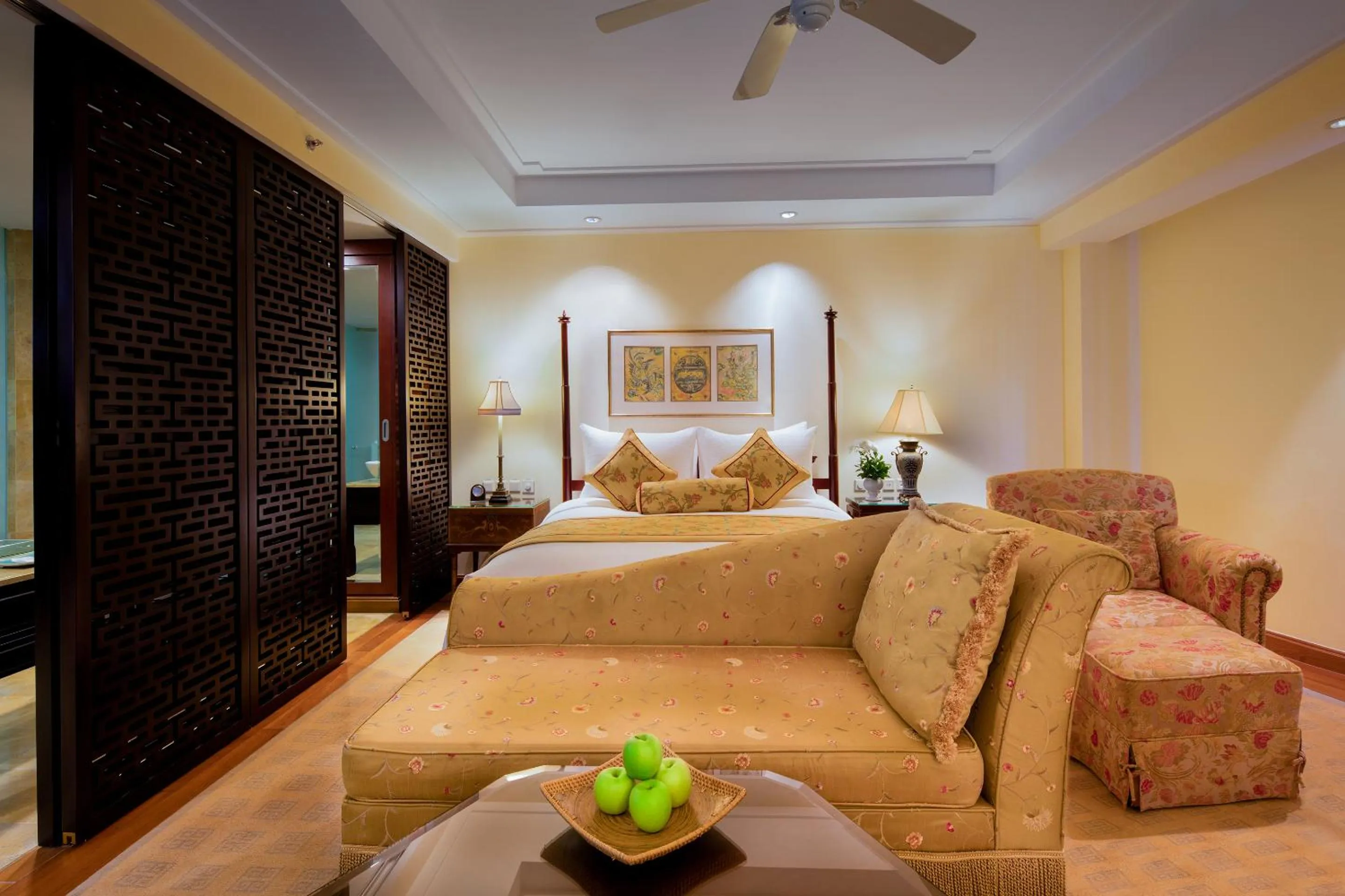 Studio in Indochine Palace