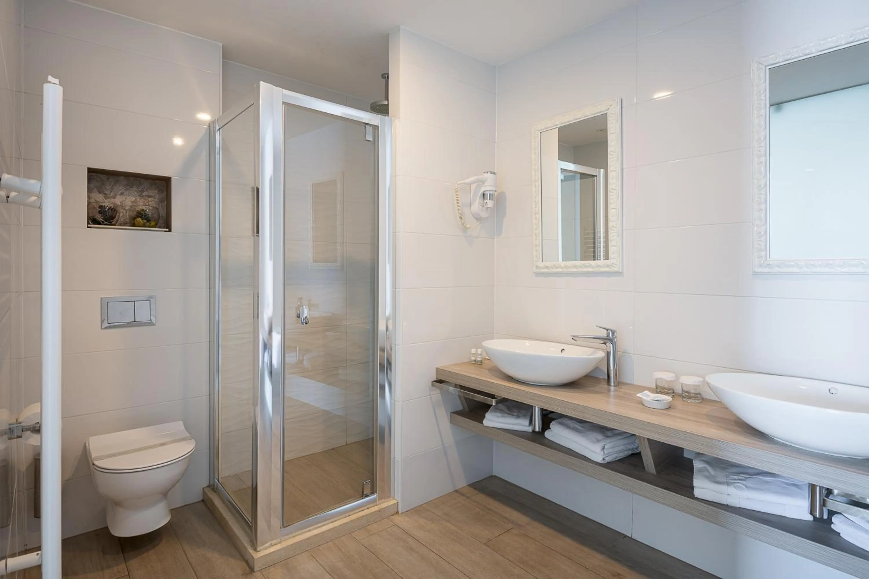 Premium Room with Sea View and Balcony in Hotel Cavtat