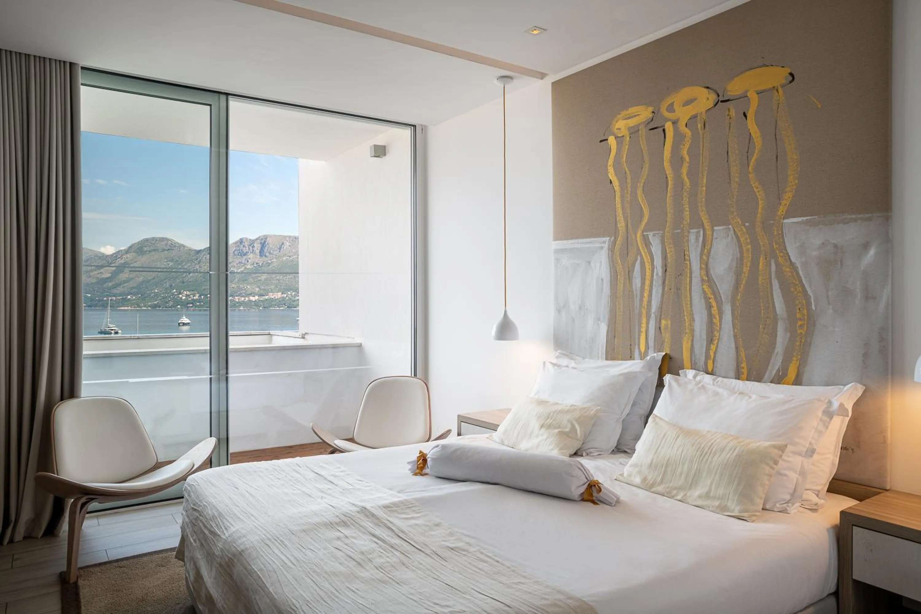 Premium Room with Partial Sea View and Balcony in Hotel Cavtat