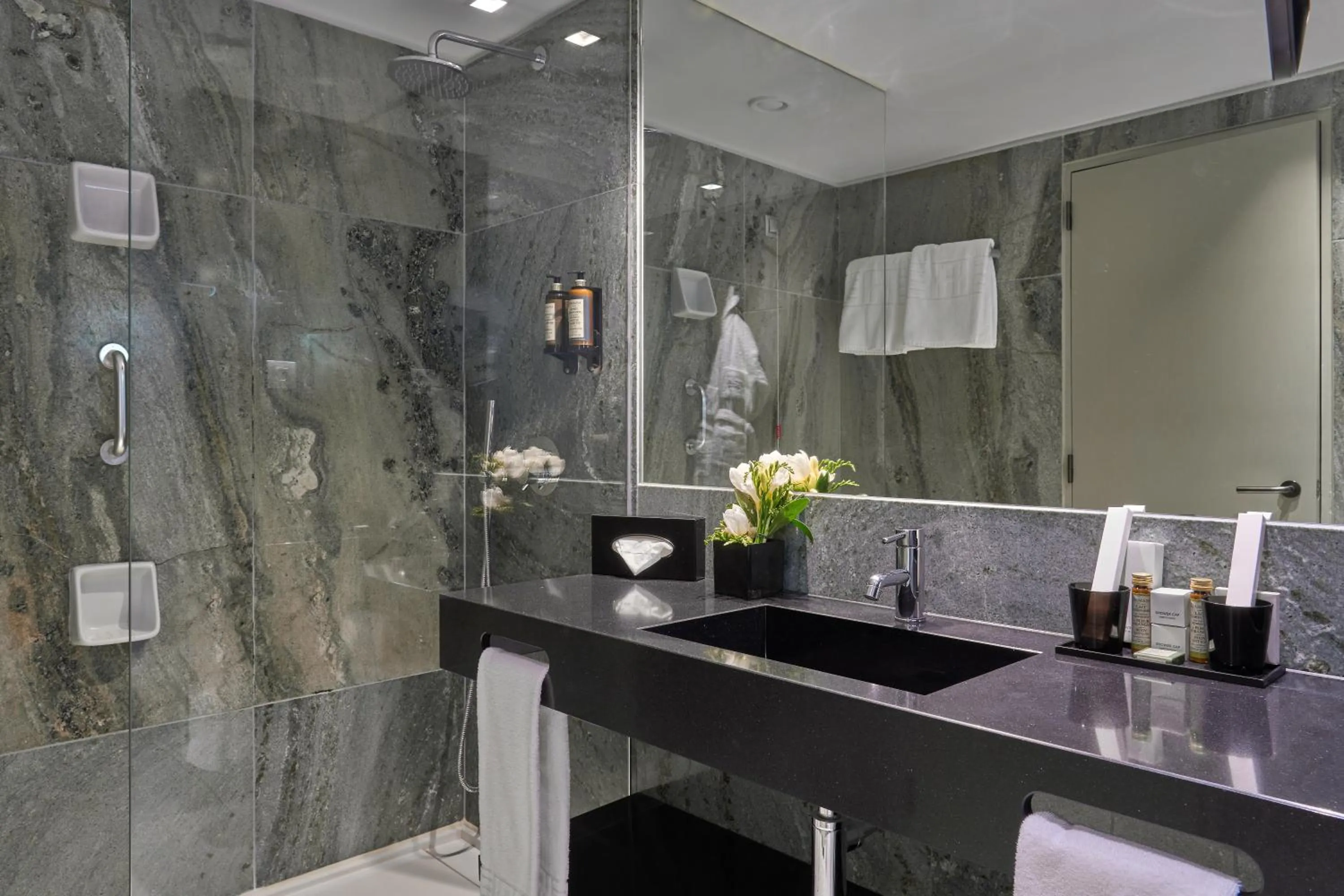 Deluxe Single Room in Altis Grand Hotel