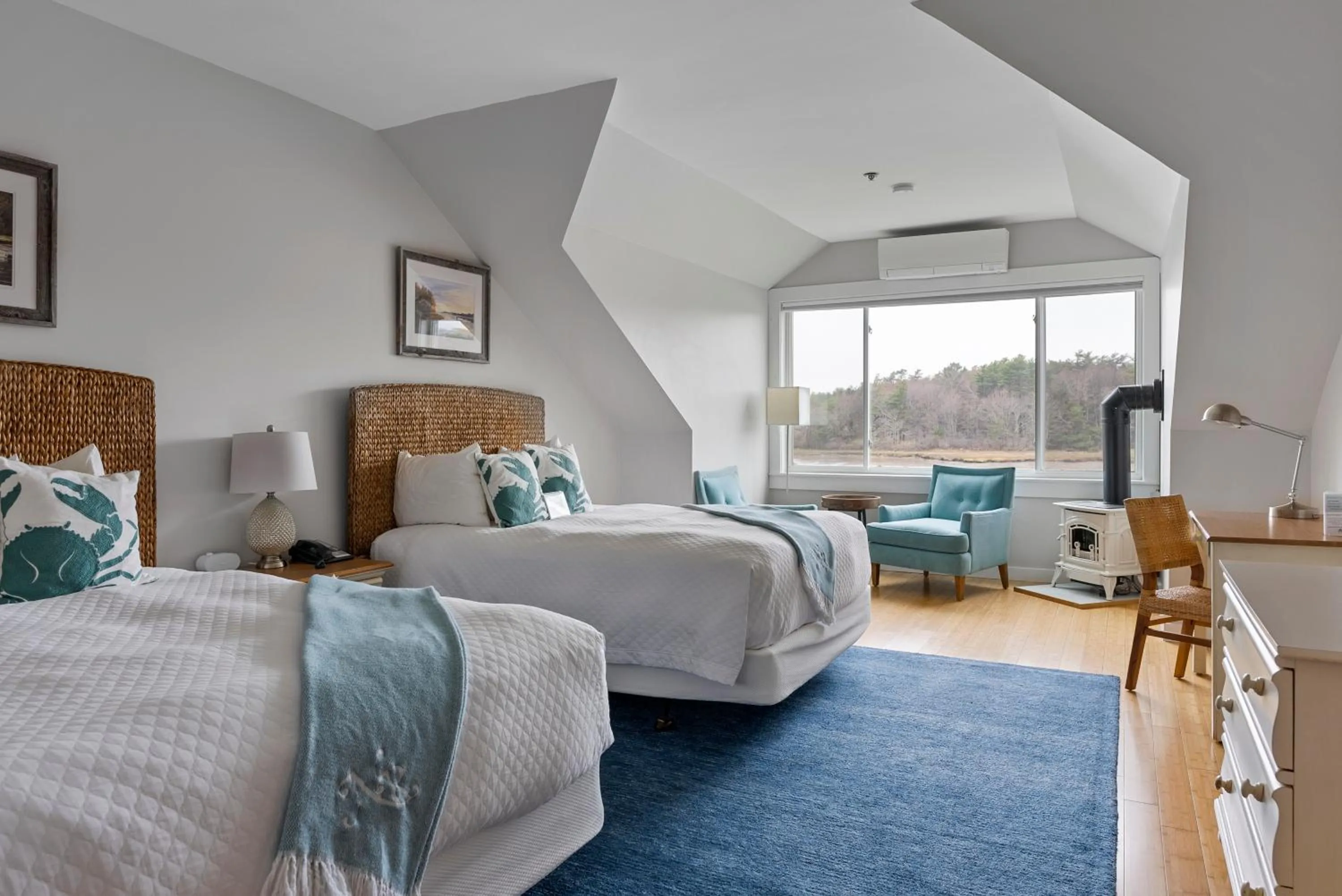 Portside Two Queens Waterview in The Nonantum Resort