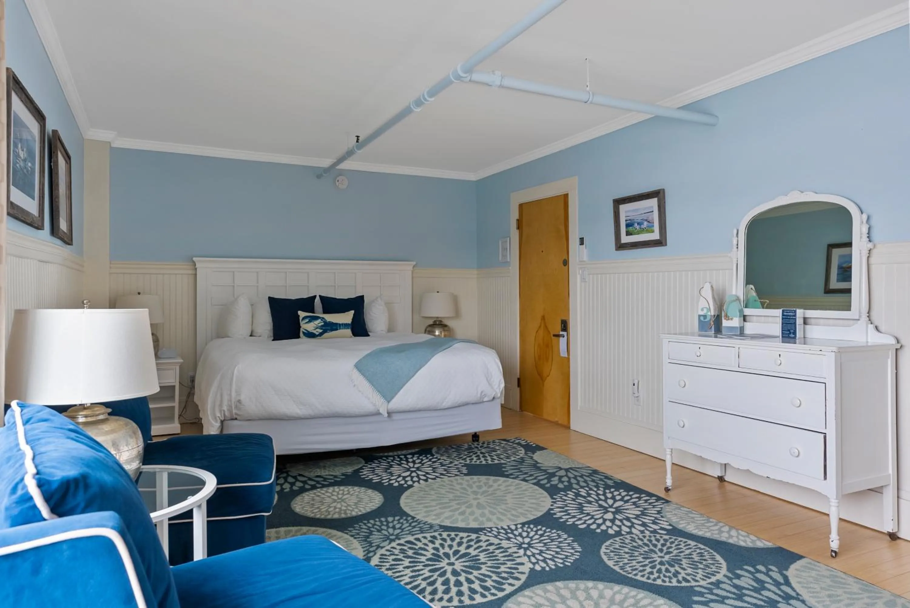 Carriage House Family Unit Deluxe in The Nonantum Resort