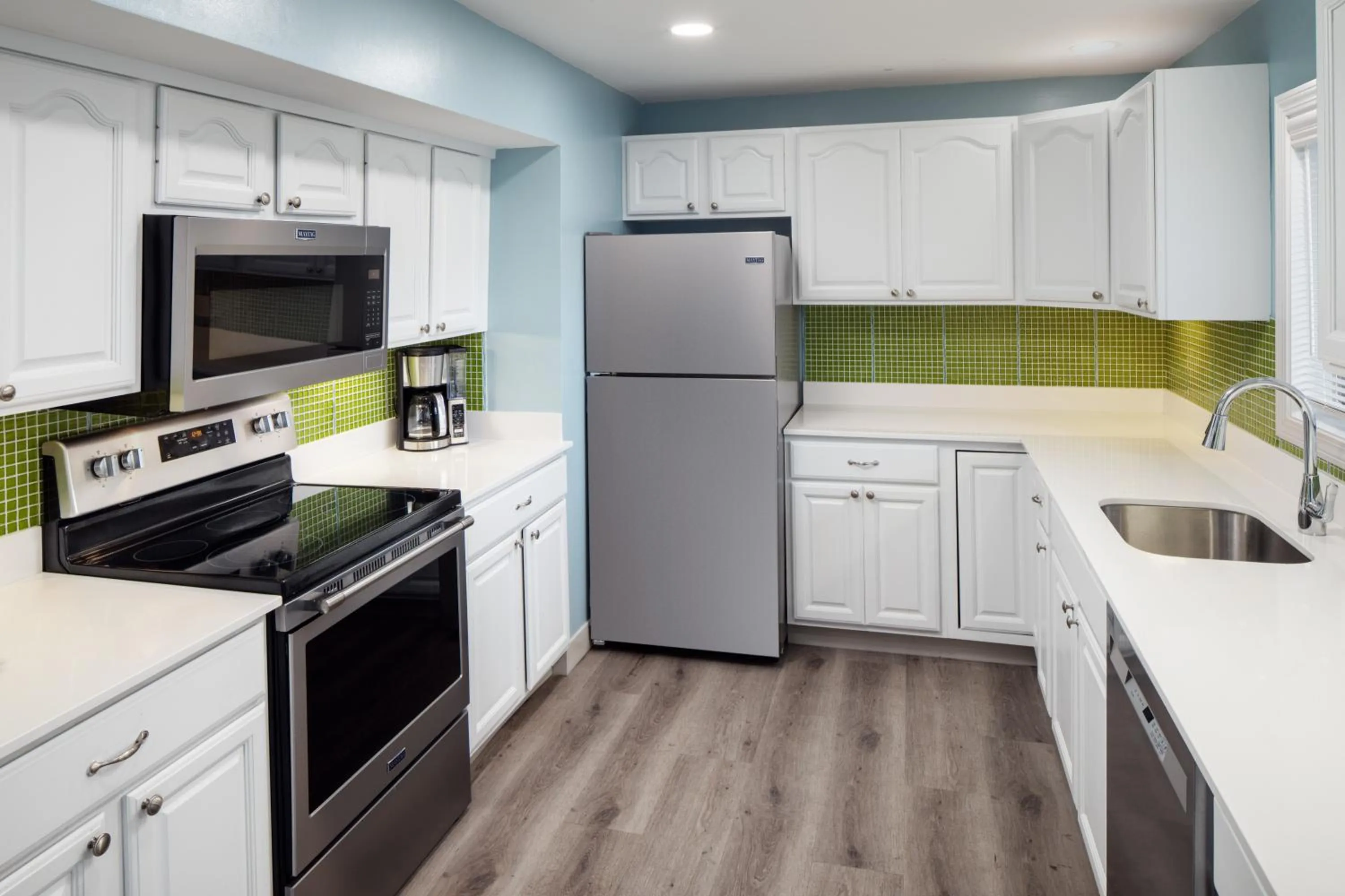 Pilgrims Landing Apt. Two Bedroom in Surfside Hotel and Suites