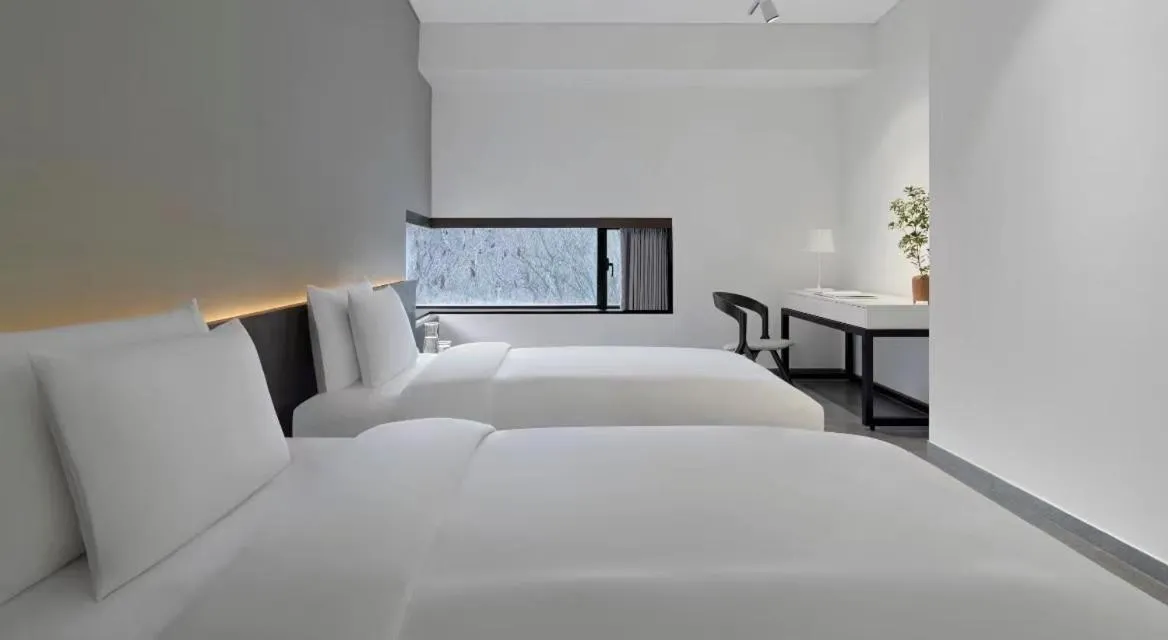 Twin Suite in Commune by the Great Wall, in the Unbound Collection by Hyatt