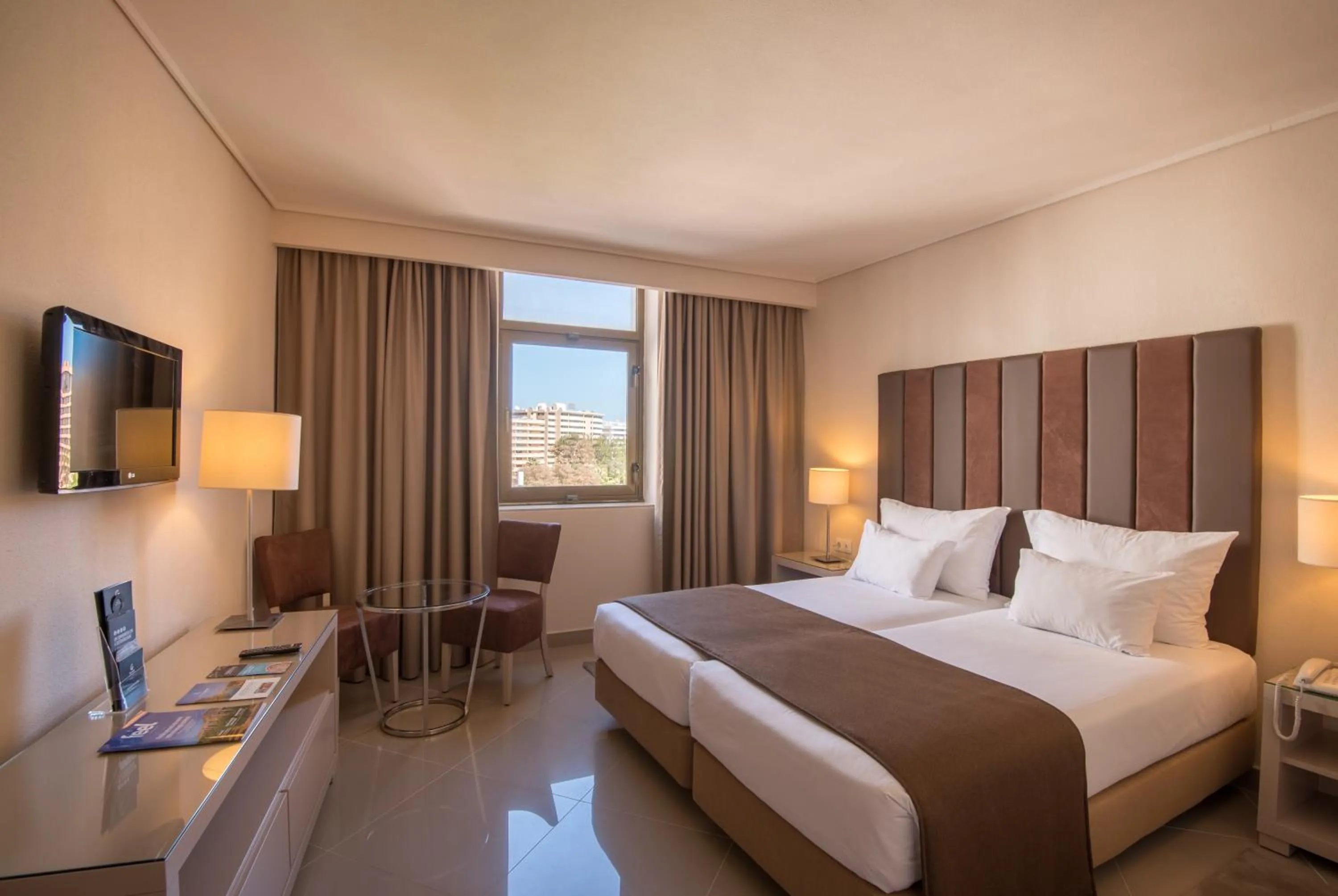 Twin Room - single occupancy in Vila Gale Ampalius