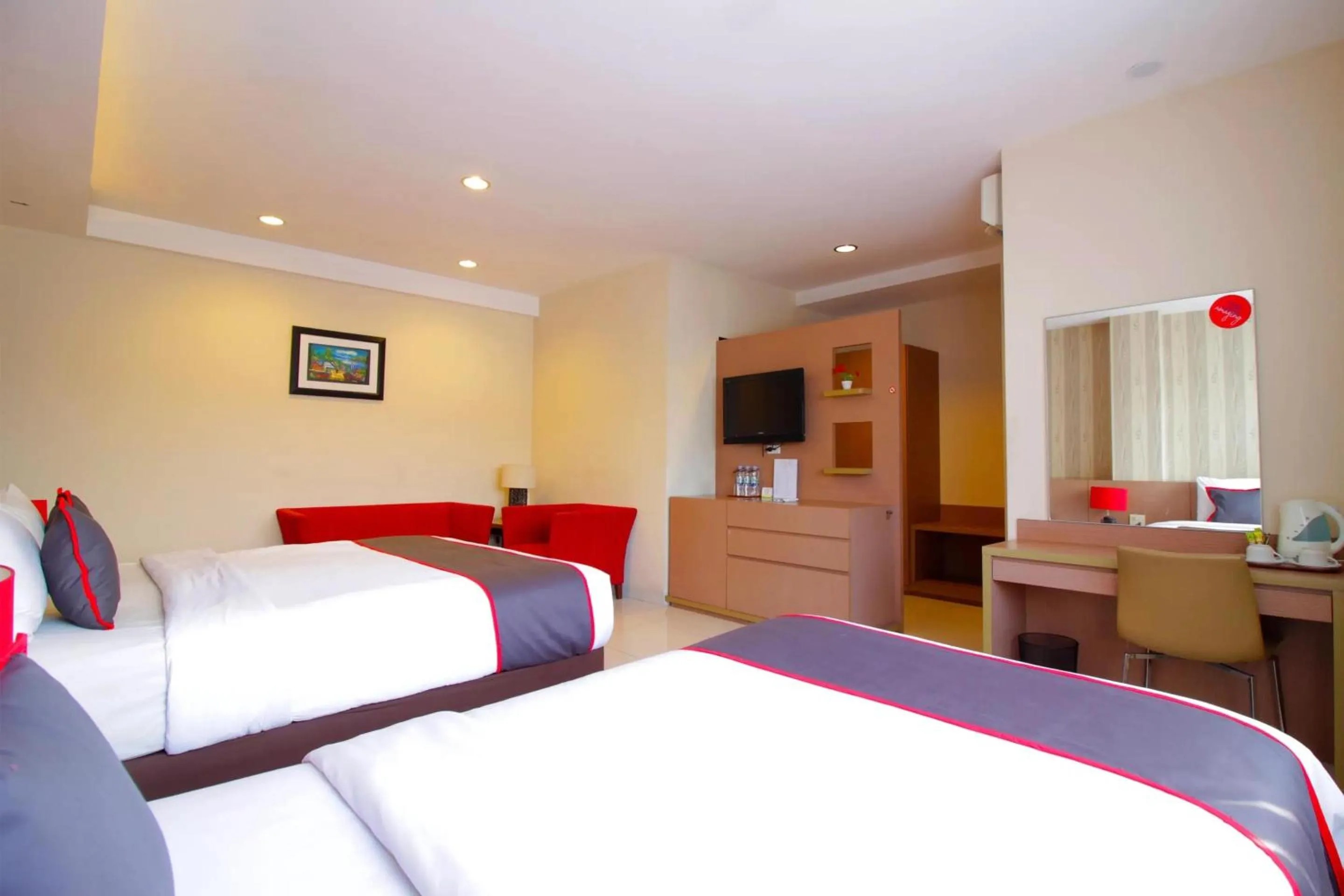 Family Suite in Collection O Pasteur Near Paris Van Java Mall Formerly Sweet Karina