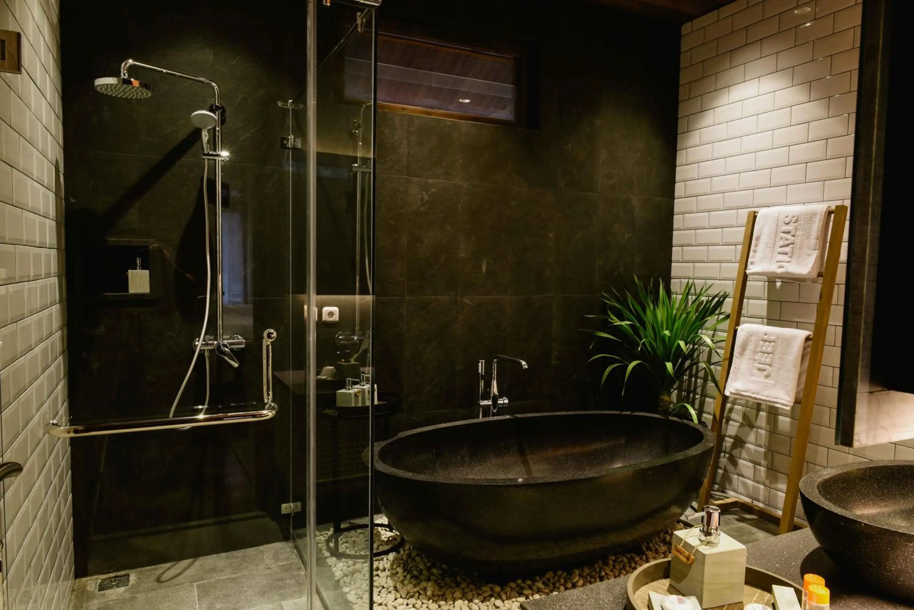 Hummer Private Pool Garden View in JSI Resort Megamendung