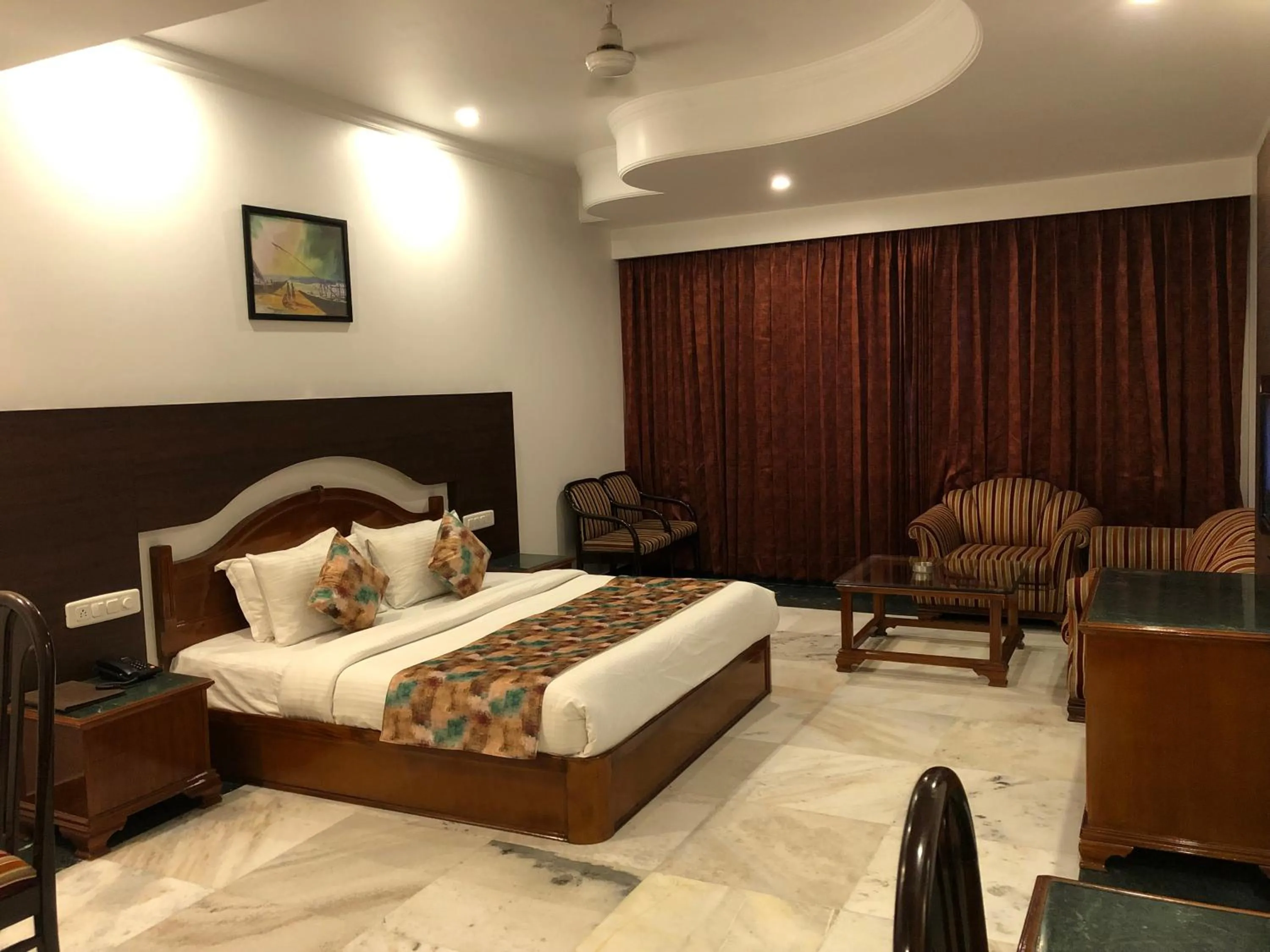 Deluxe Room in Hotel Lawrence