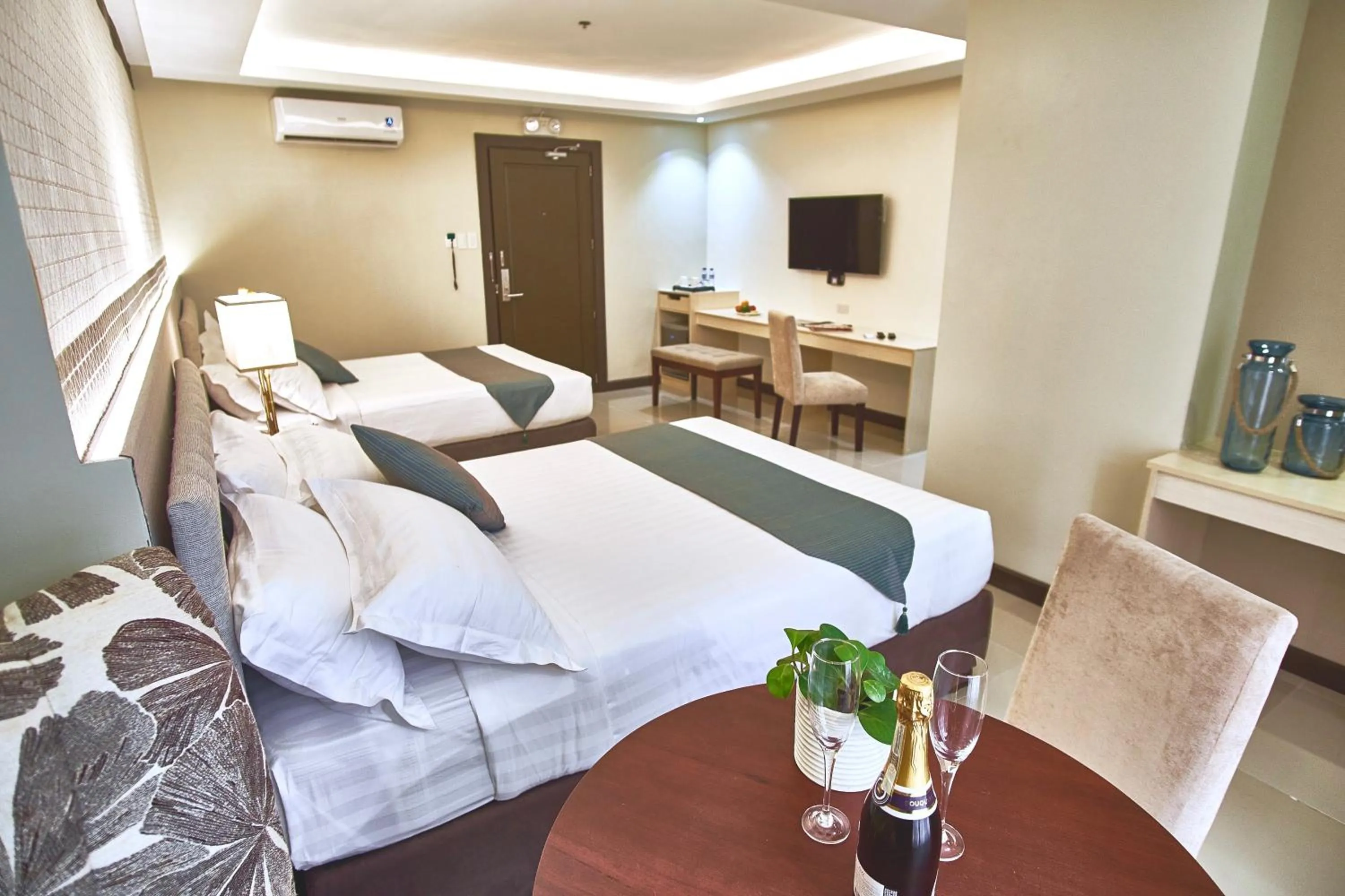 Large Double or Twin Room in J7 Hotel