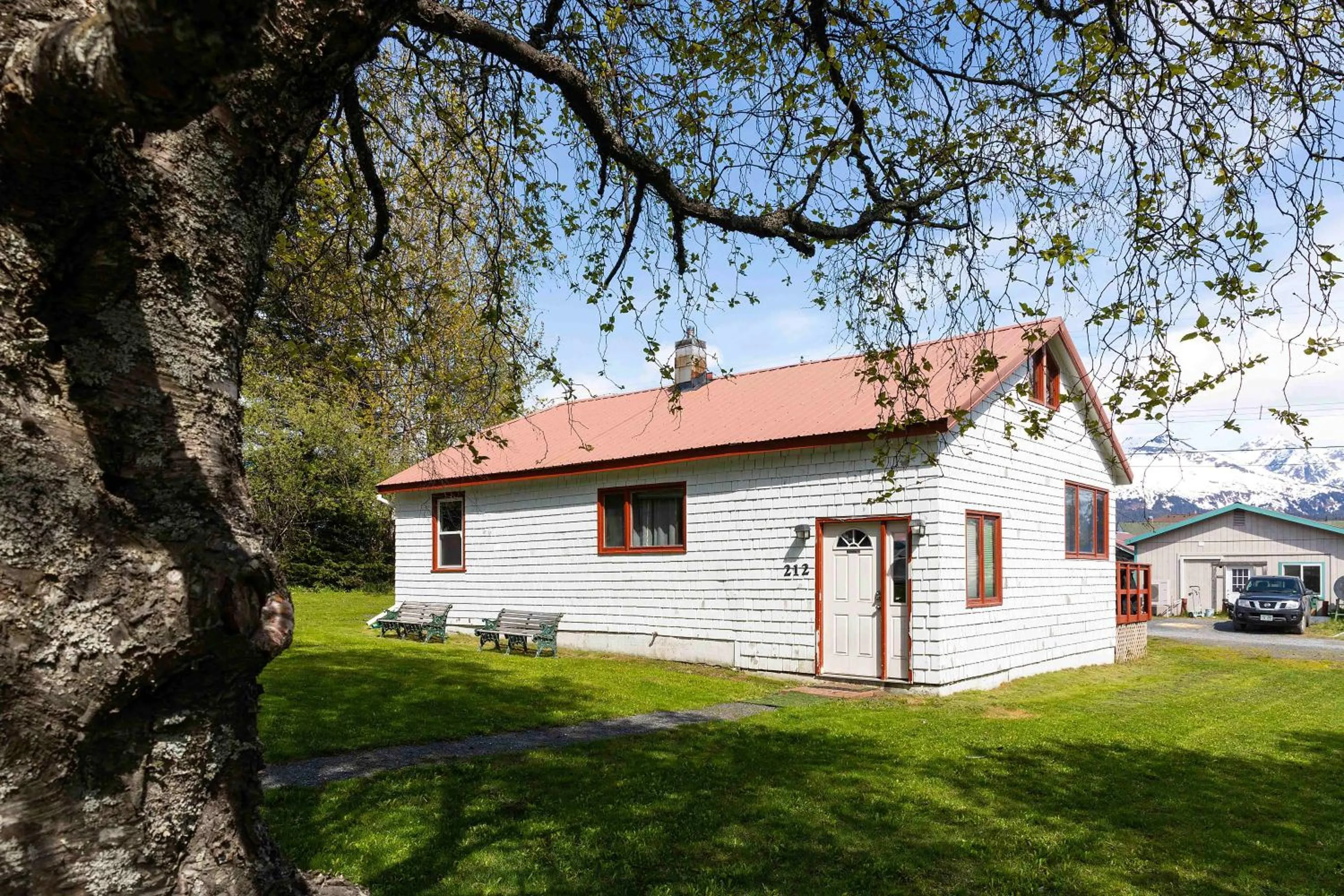 Three-Bedroom House in Hotel Seward