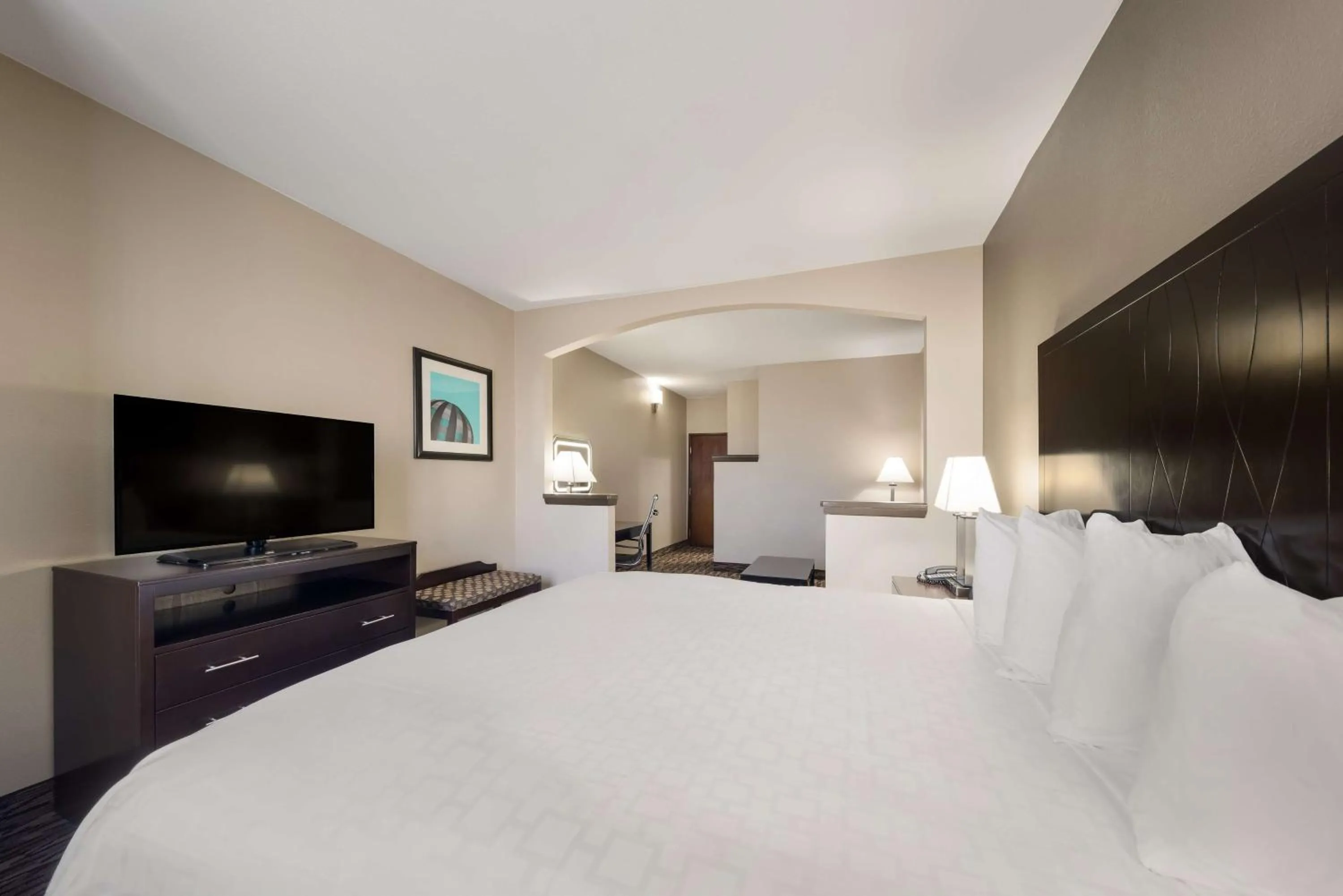 King Room with Sofabed - Non-Smoking in SureStay Plus Hotel by Best Western Plano