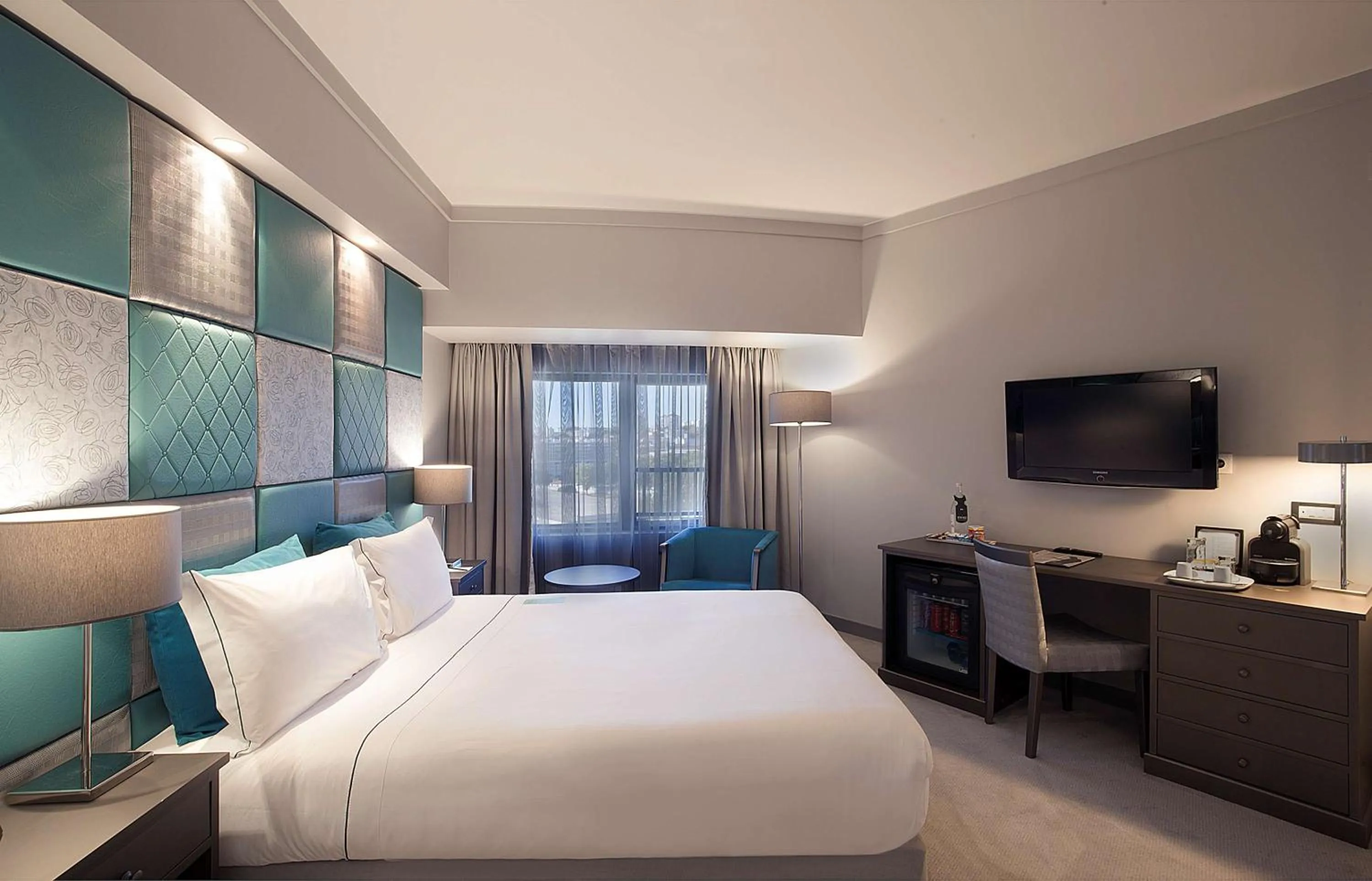 Superior Double or Twin Room in Tivoli Oriente Lisboa Hotel