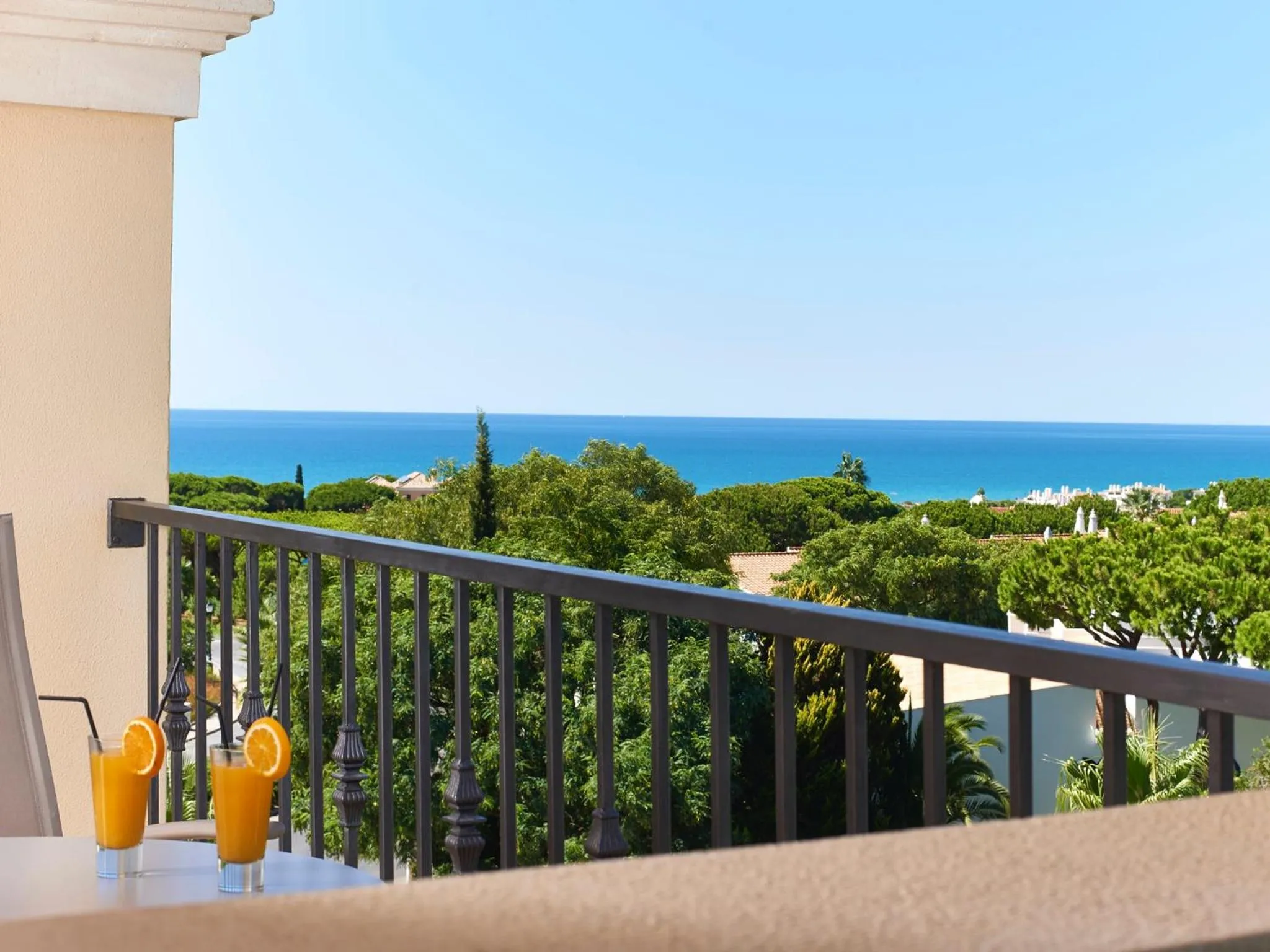 Family Room with Side Sea View (2 Adults + 3 Children) in Ria Park Hotel & Spa