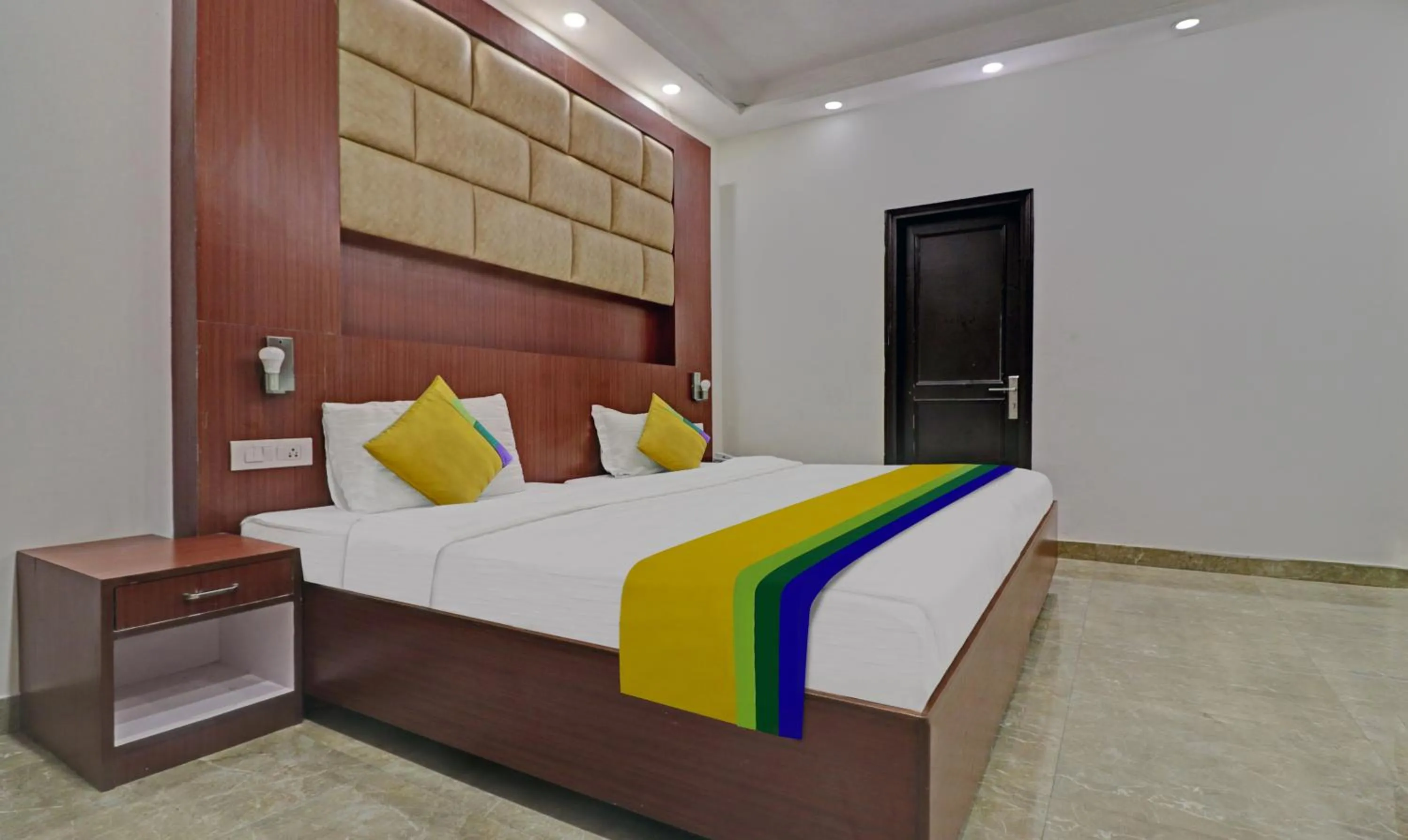 Deluxe Family Room - single occupancy in Itsy Hotels Hamlets Stay