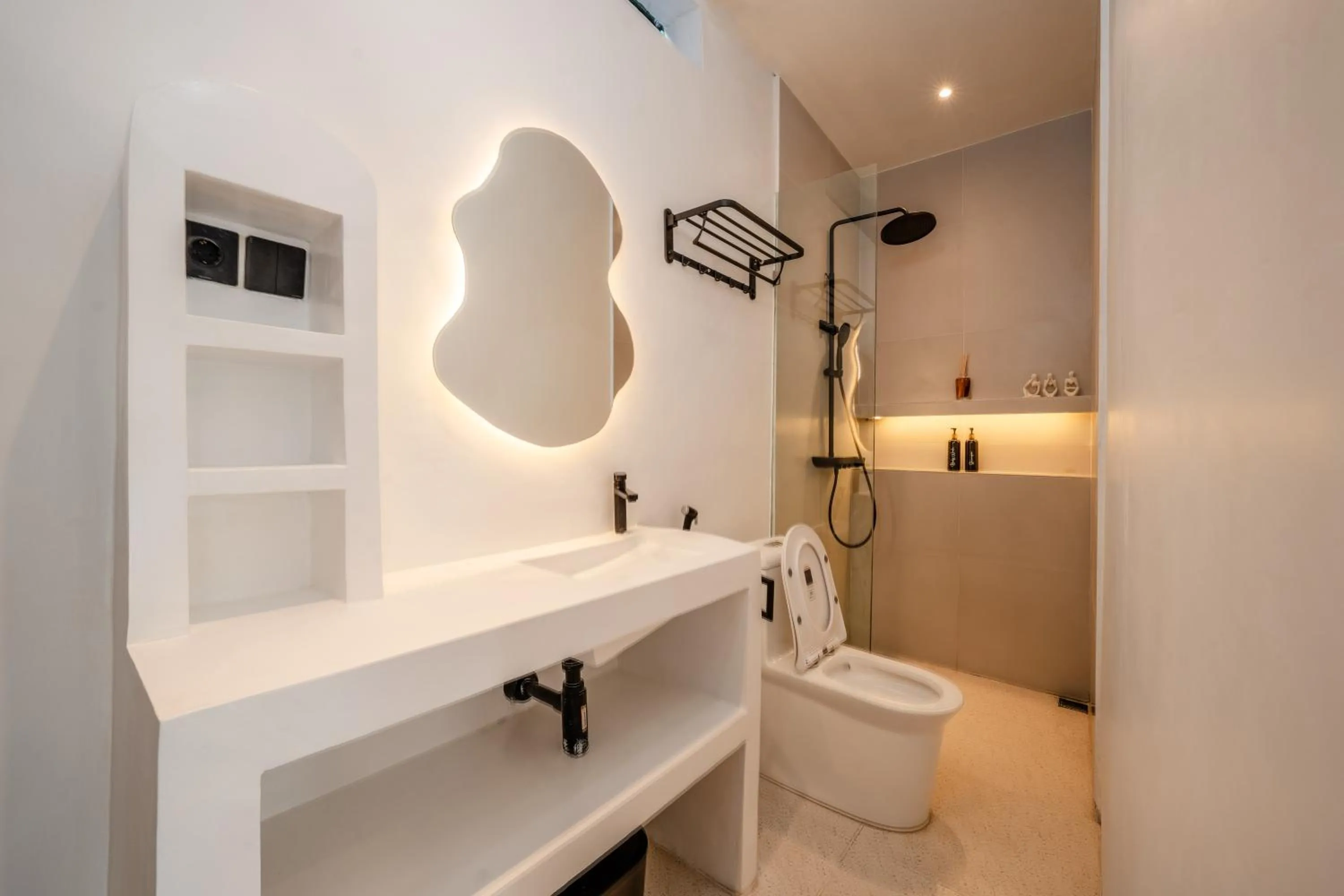 Deluxe Double Room in Bombora Surf Camp