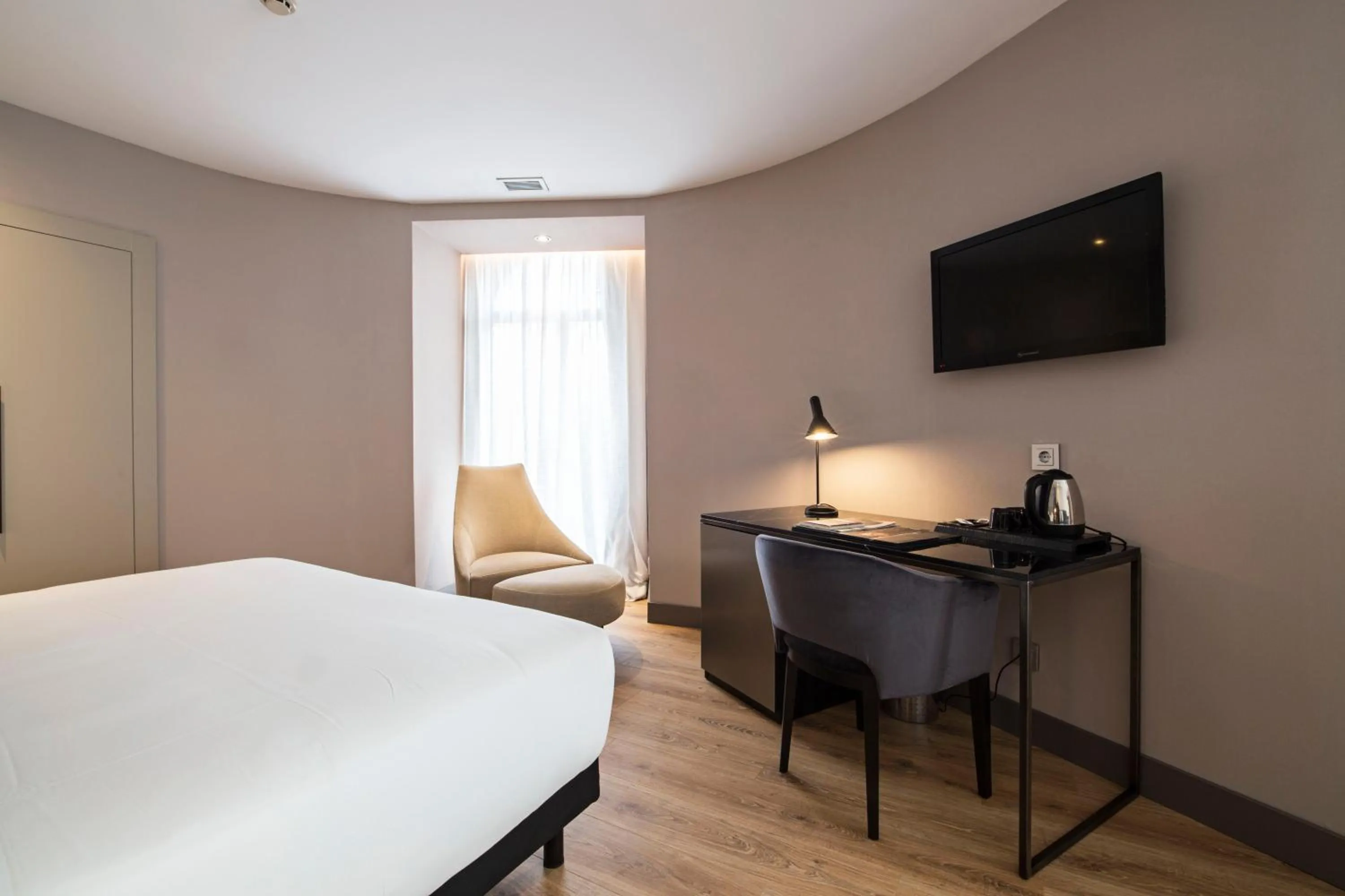 Family Room (3 Adults) in Zenit Lisboa