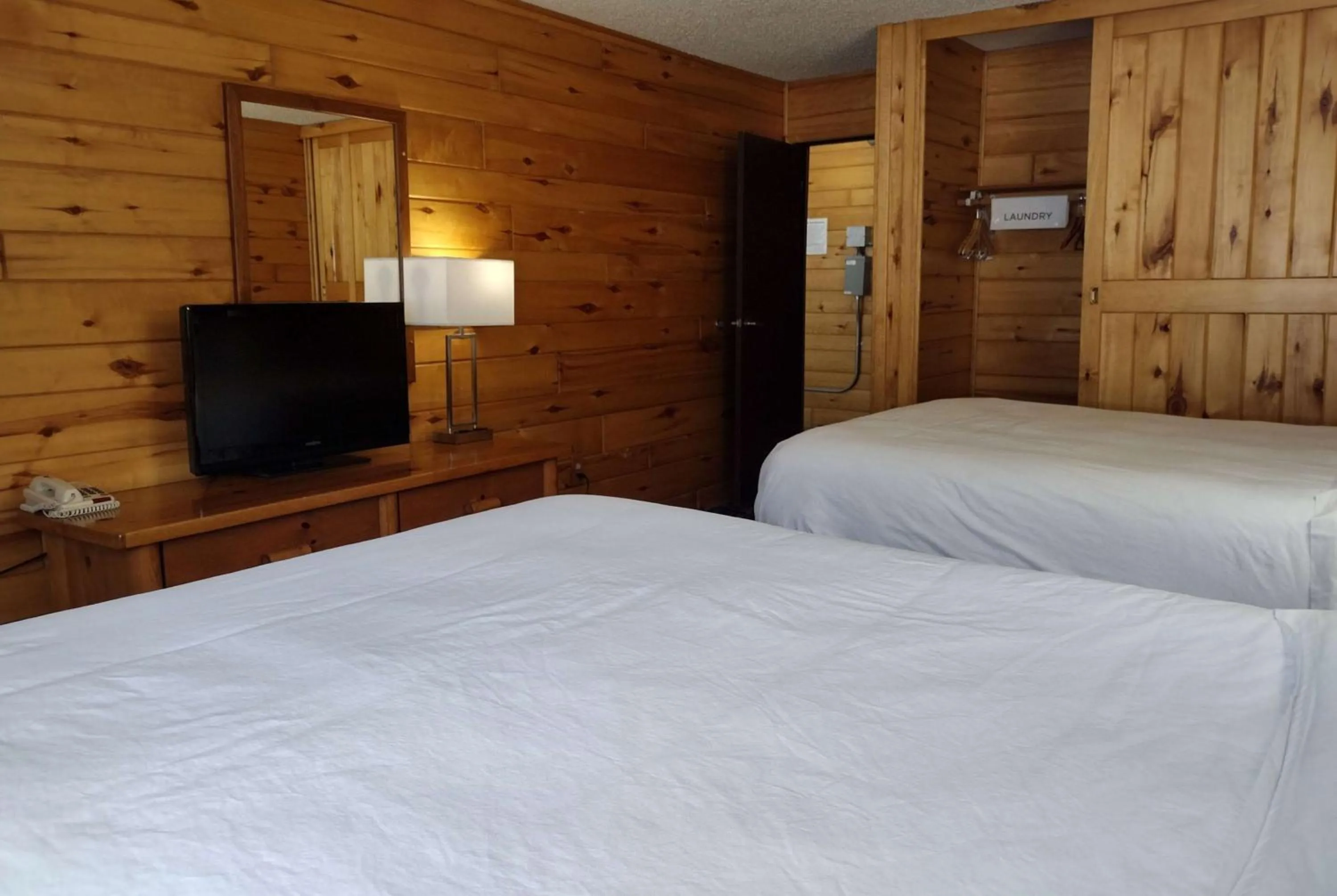 Suite with Two Queen Beds - Non-Smoking in Baymont by Wyndham Proctor