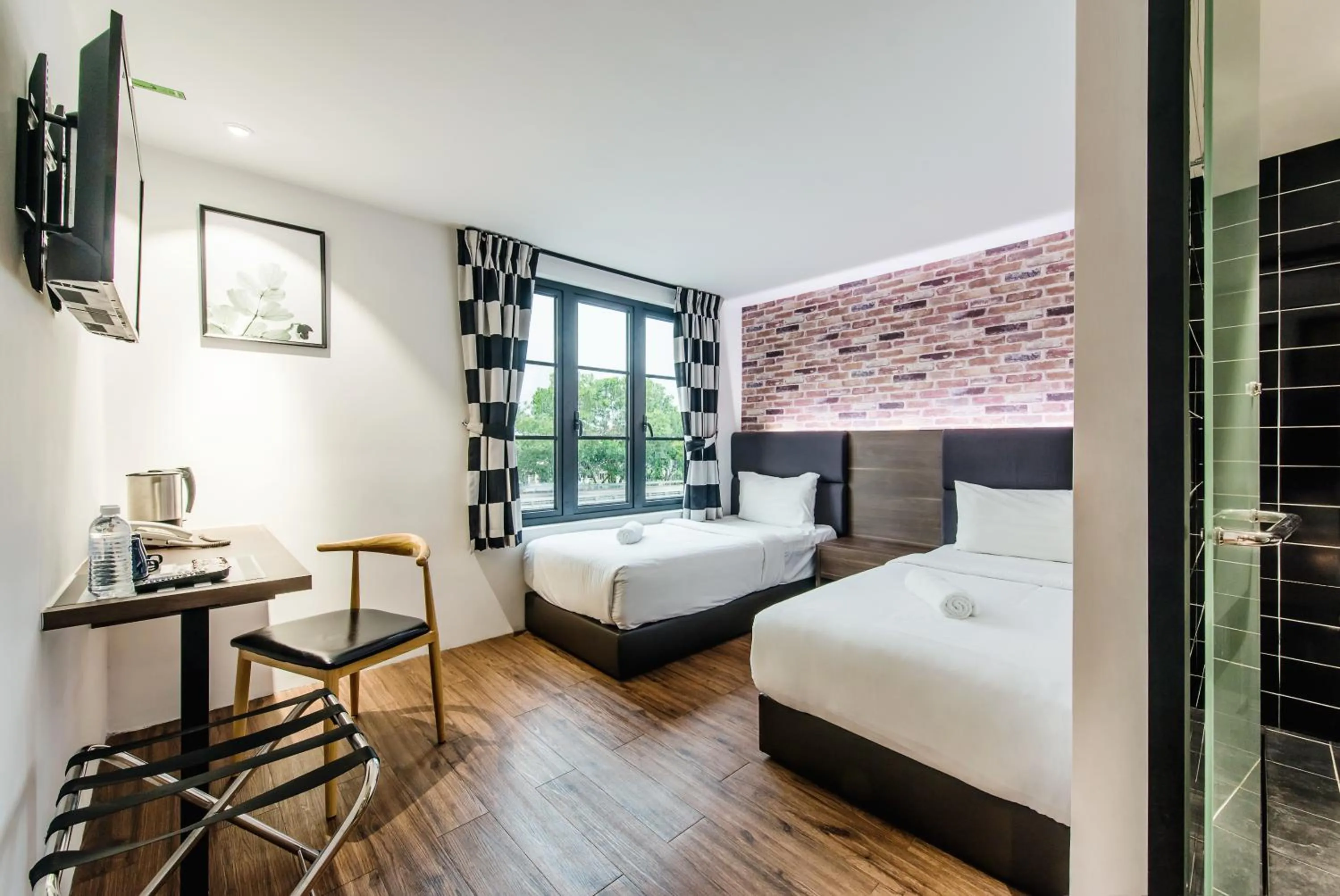 Budget Twin Room in Stella Hotel - Johor Bahru