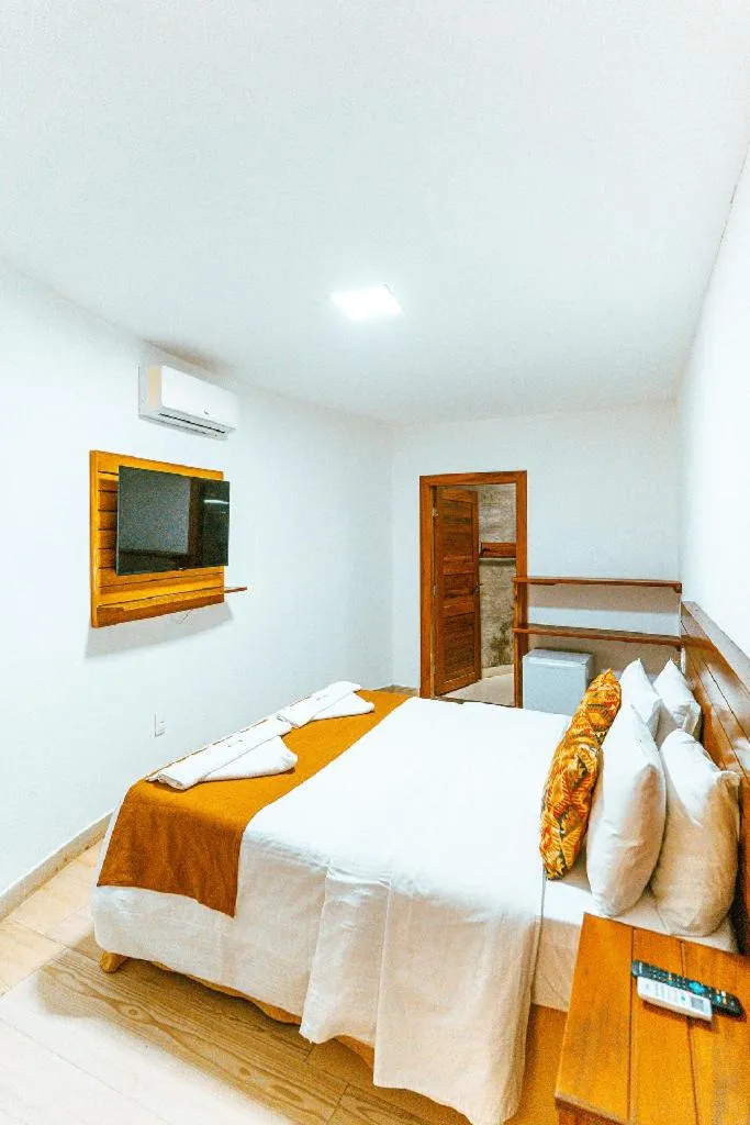 Standard Double Room - single occupancy in Hotel Casa do Mar