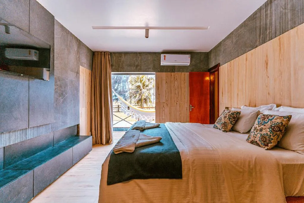 Double Room - single occupancy in Hotel Casa do Mar