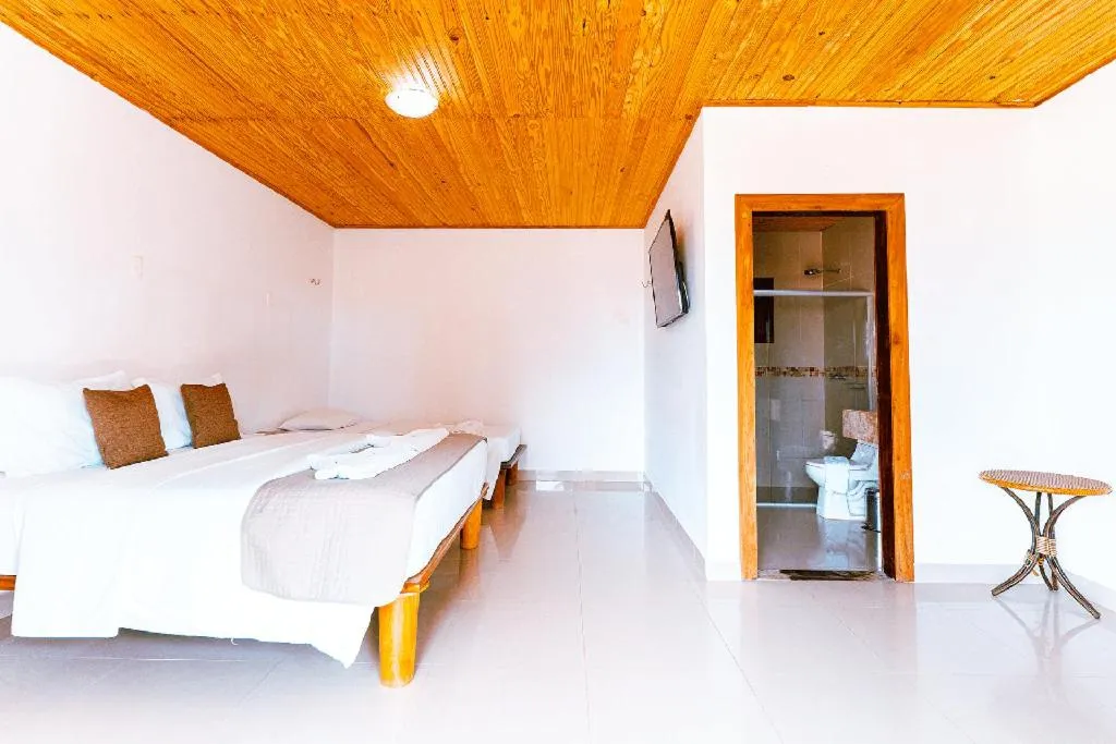 Superior Suite - single occupancy in Hotel Casa do Mar