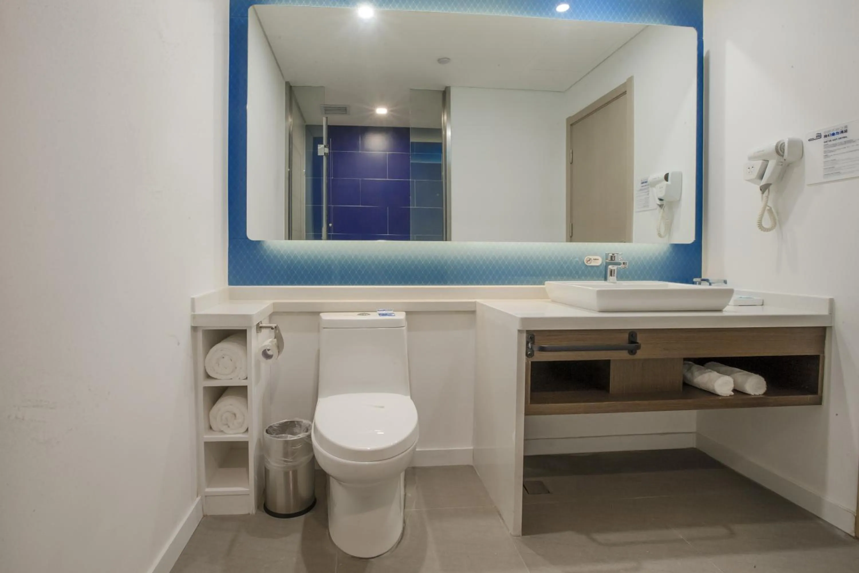 Standard Twin Room in Holiday Inn Express Hefei High Tech by IHG