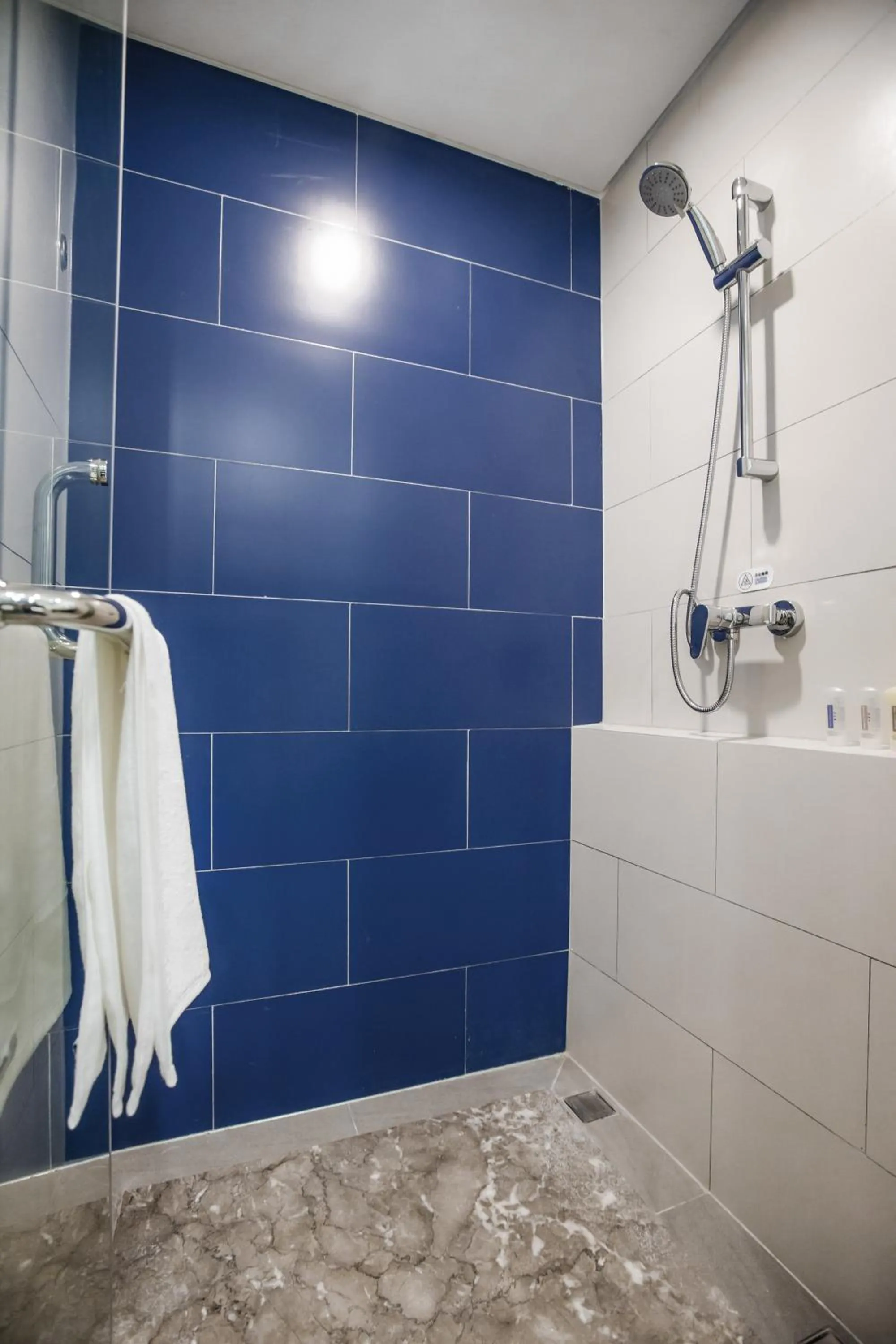 Superior Twin Rooms - Smoking in Holiday Inn Express Hefei High Tech by IHG