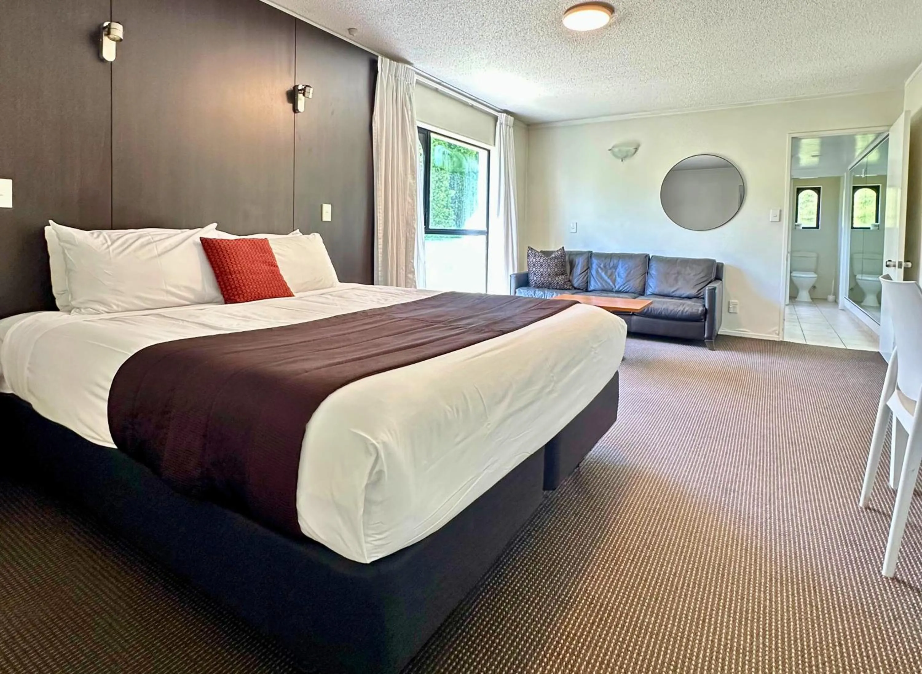 Junior Suite in The Towers on the Park