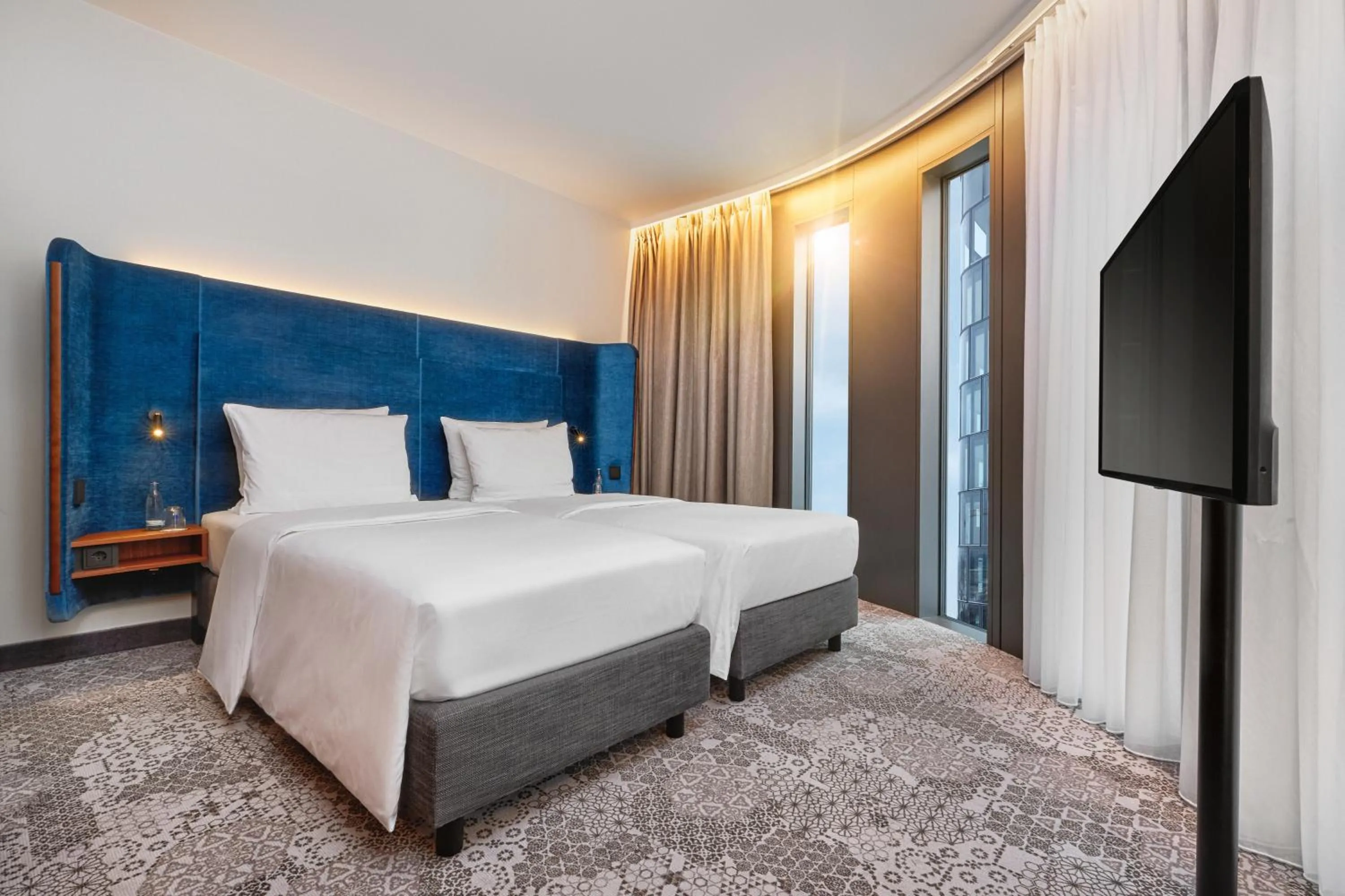 Superior Twin Room in HYPERION Hotel München