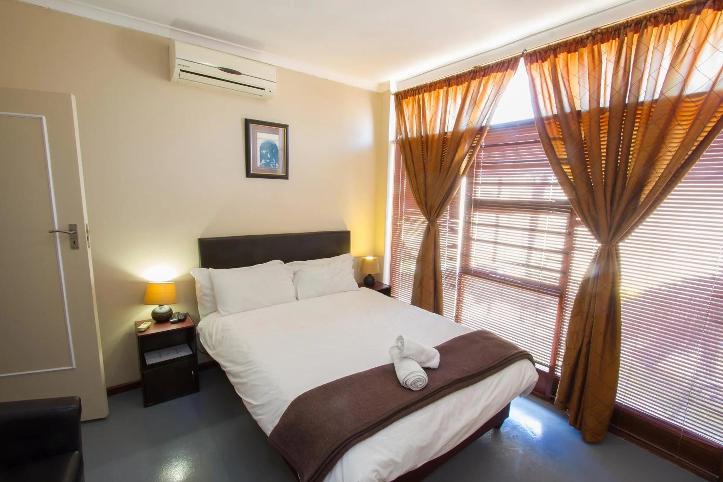 Double Room with Private Bathroom in Ramasibi Guest Services