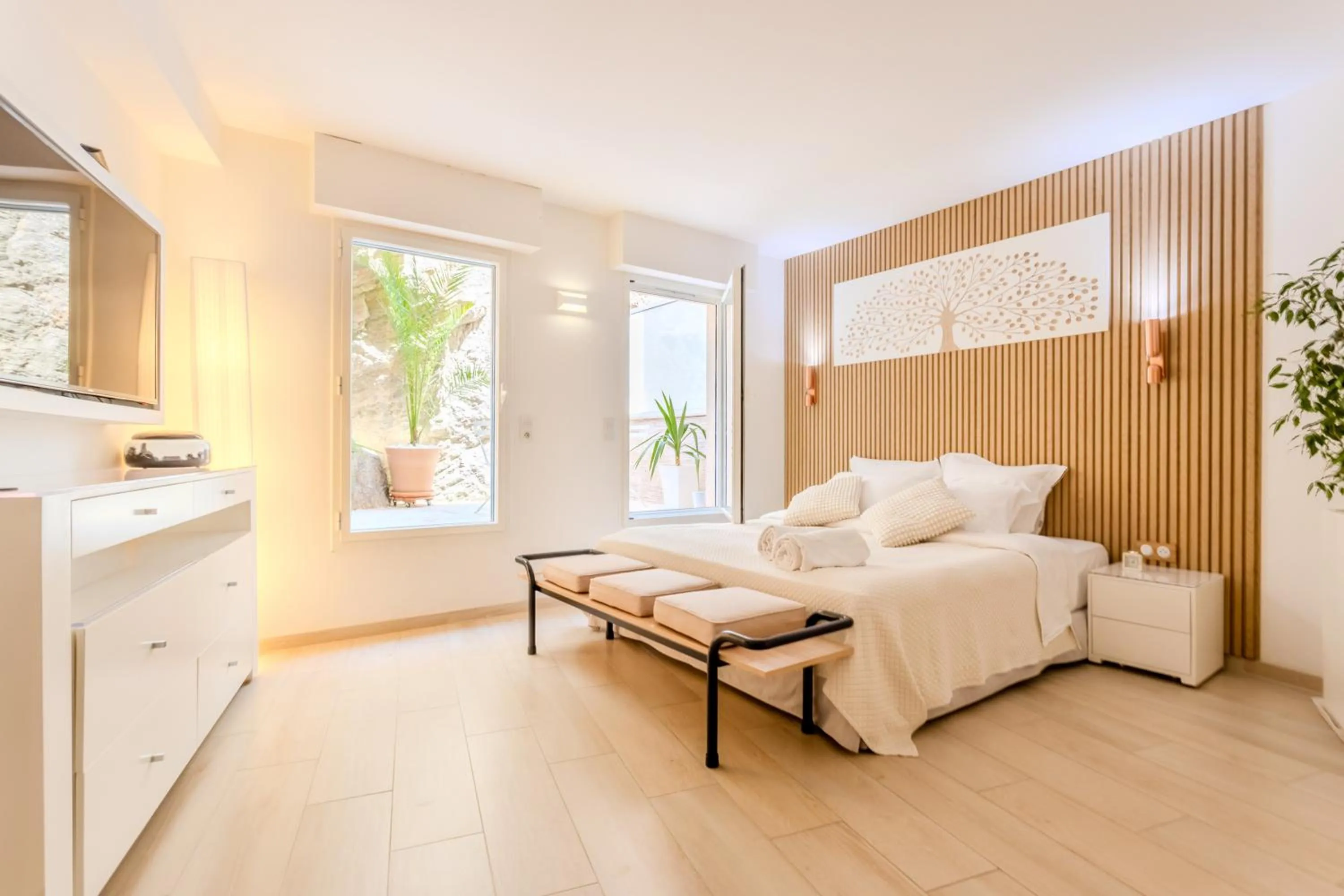 Junior Suite with Terrace in Traverse Des Artistes