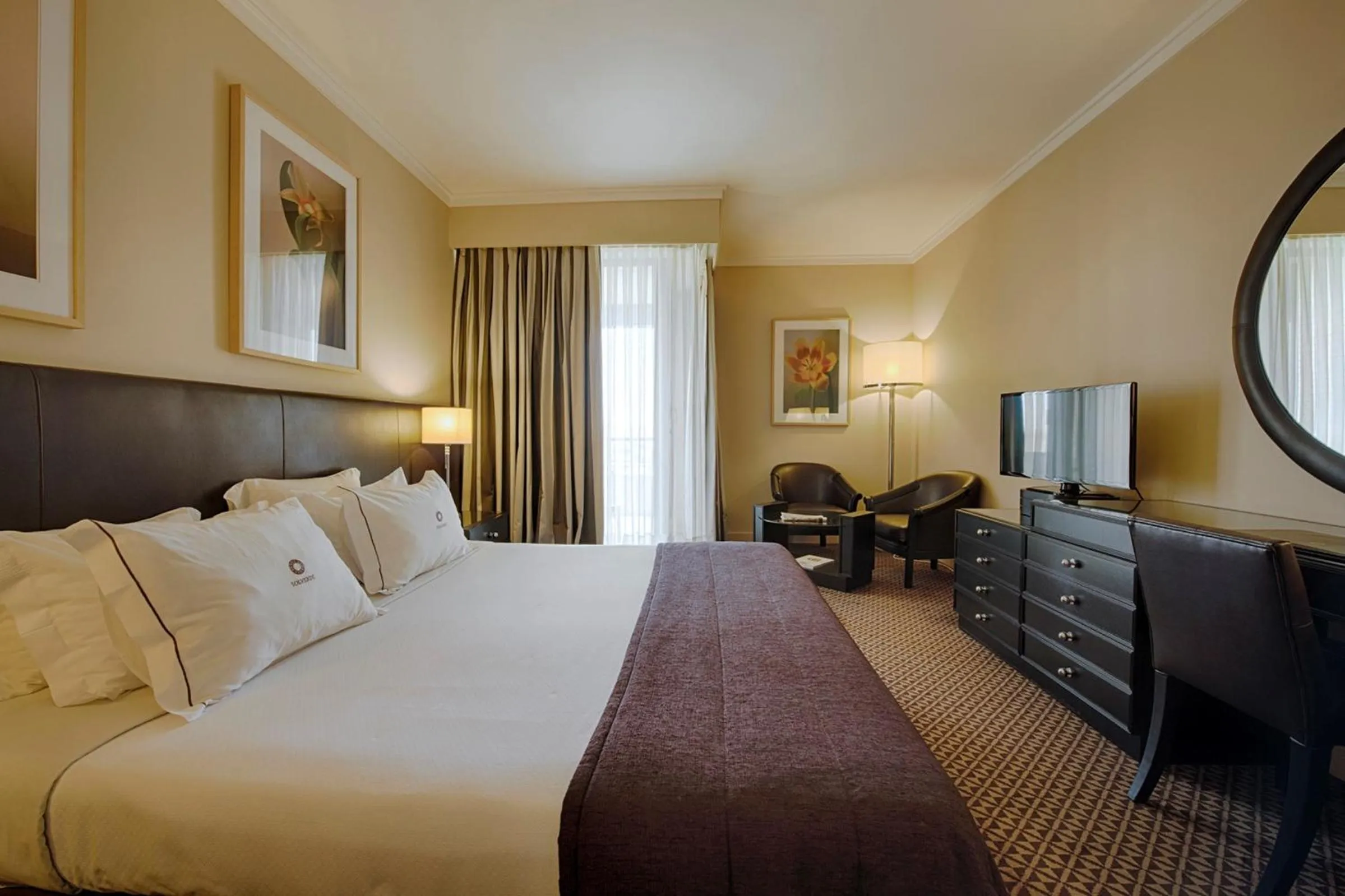 Romantic Double Room - single occupancy in Hotel Solverde Spa and Wellness Center