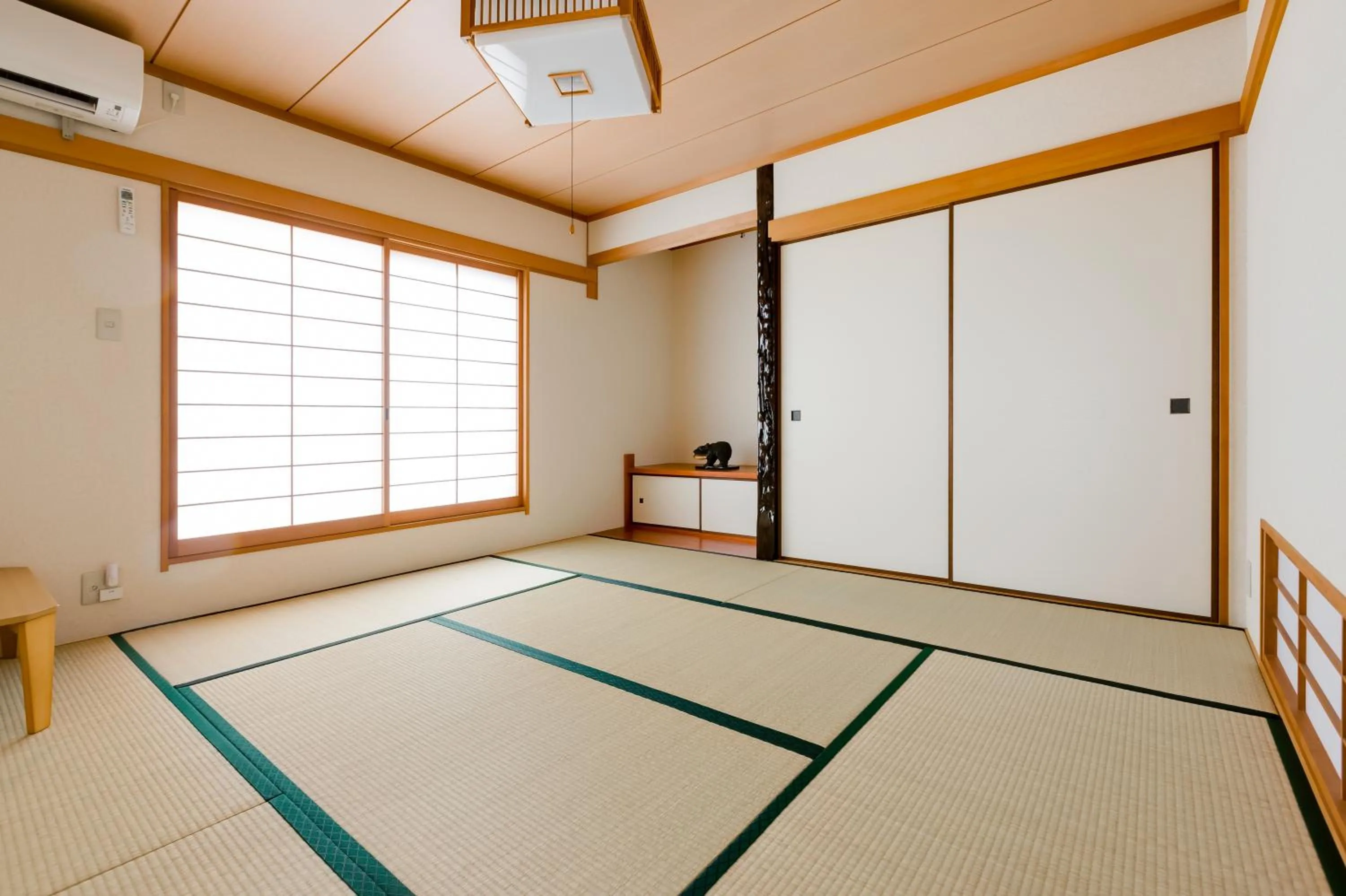 Quadruple Room with Shared Bathroom in PLUS 9 Station INN