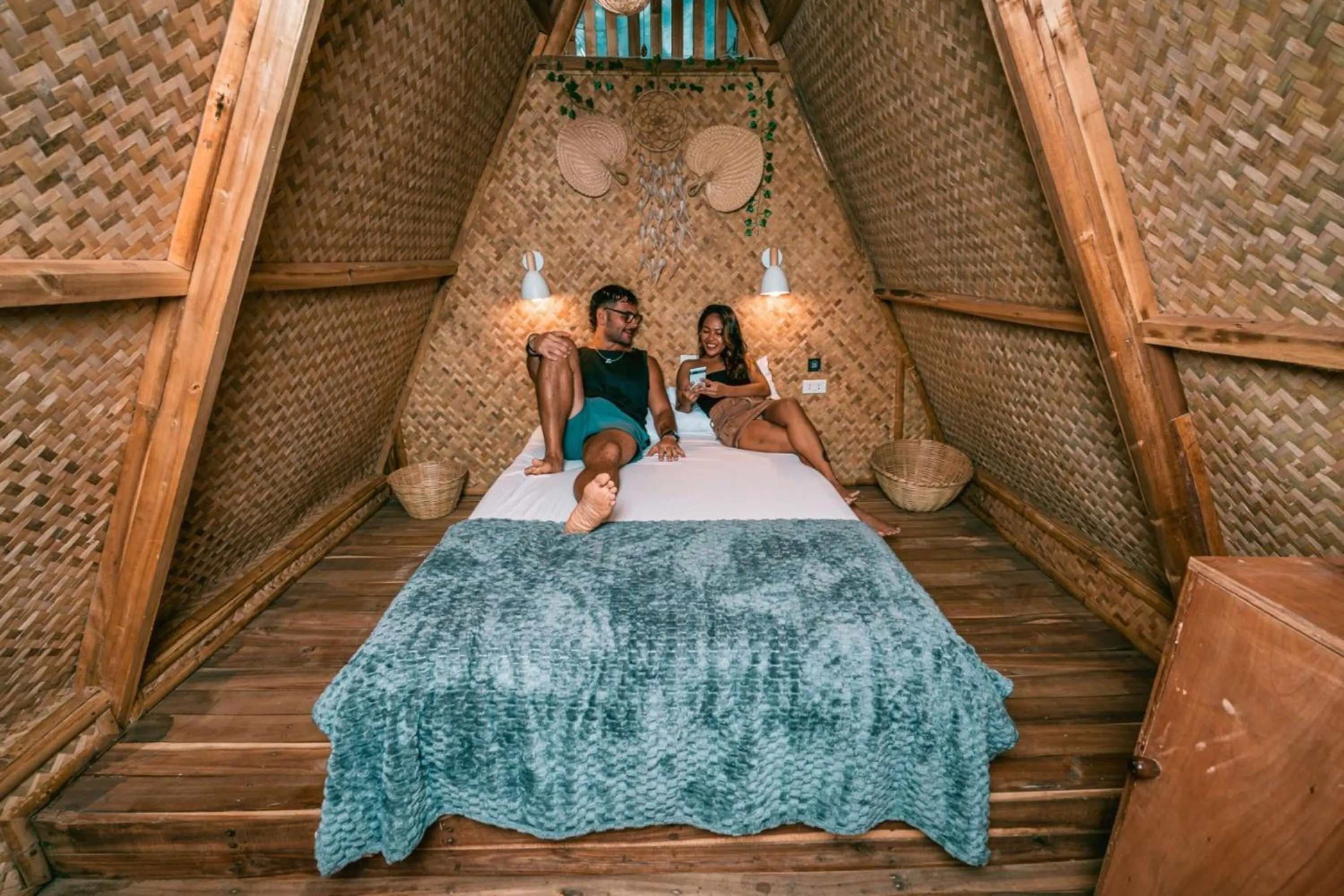 Double Room in Mad Monkey Hostel Nacpan Beach