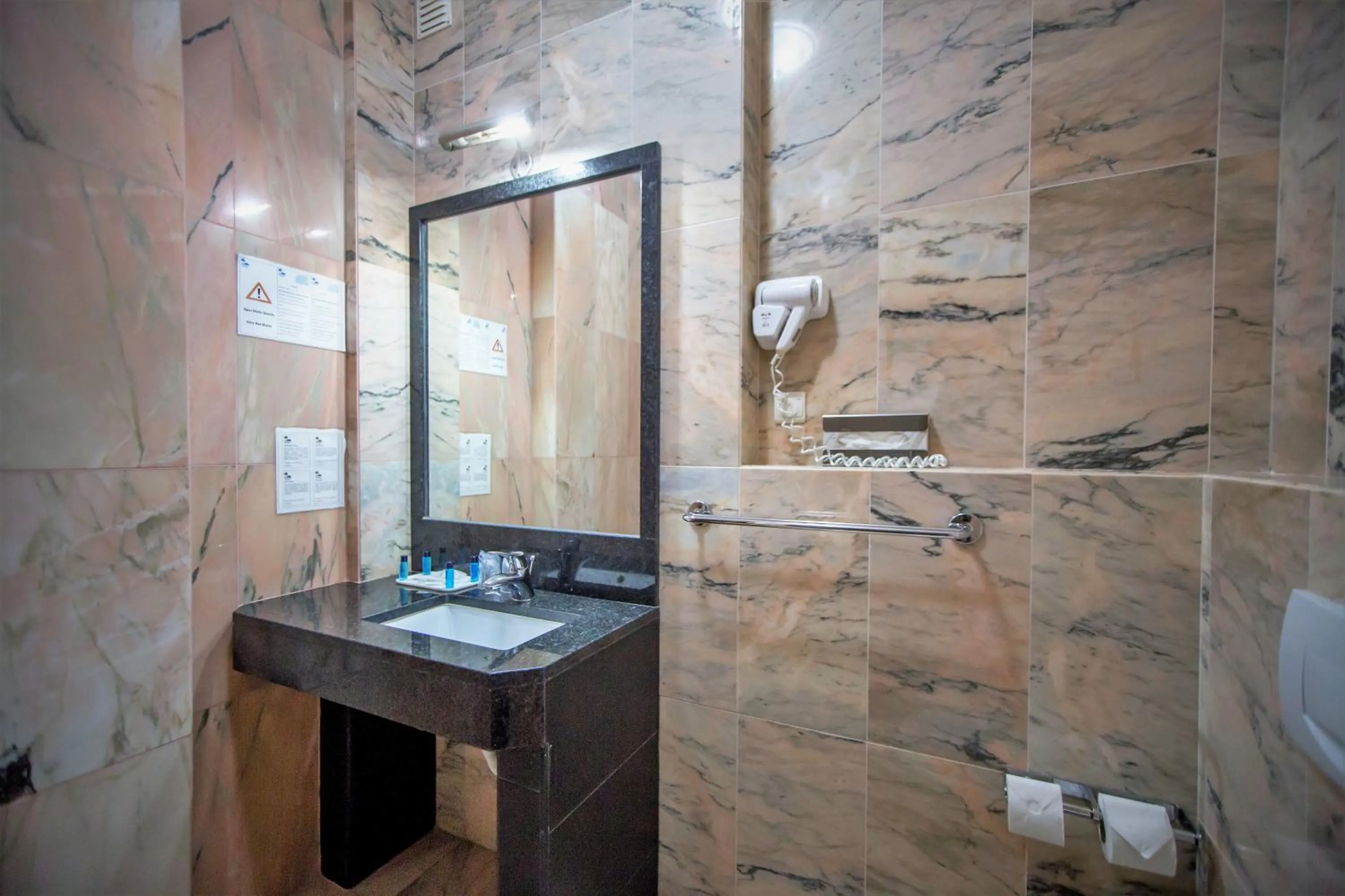 Double or Twin Room with Extra Bed and Side Sea View in Hotel Maritur - Adults Only