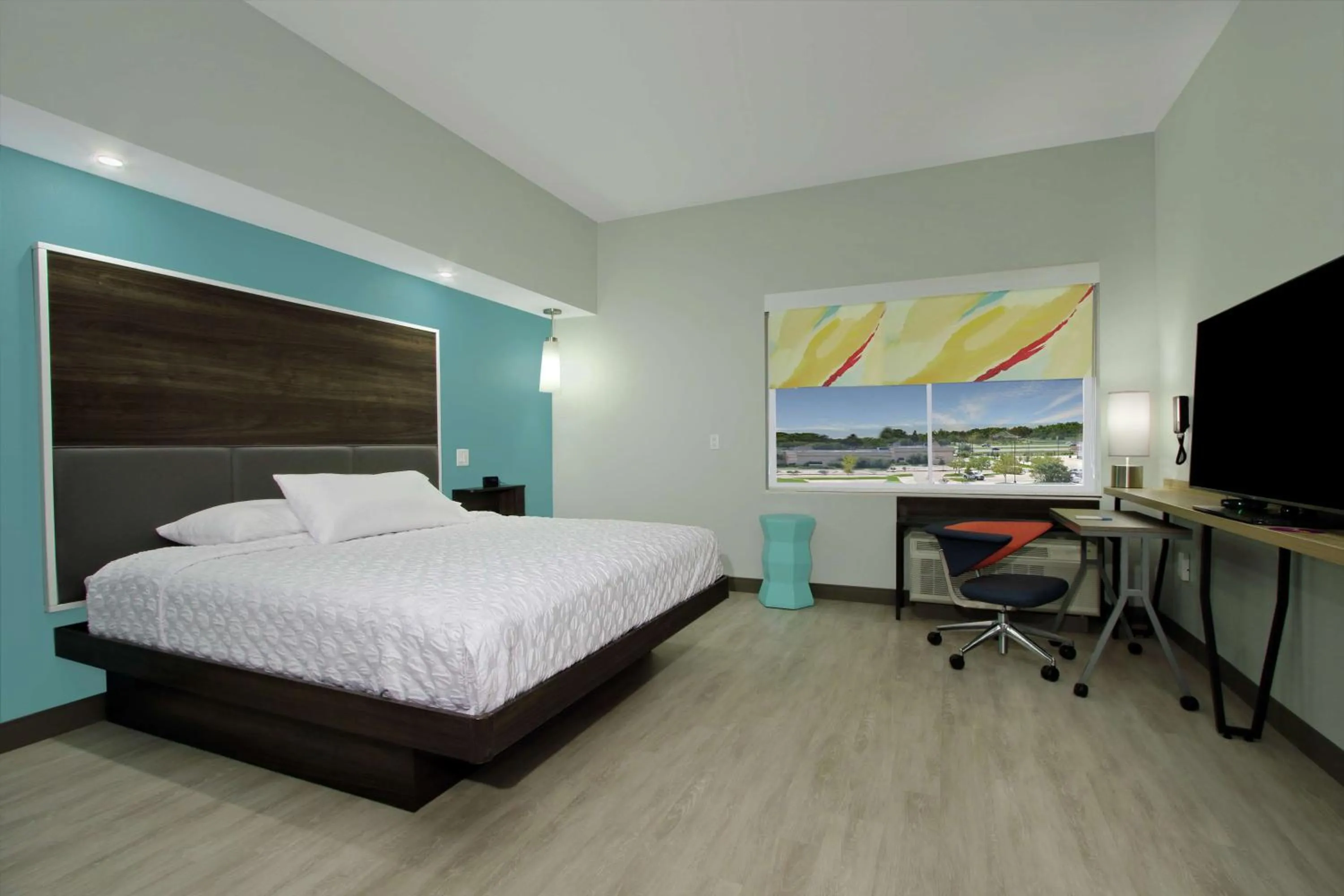 Queen Room with Two Queen Beds - Mobility Access in Tru by Hilton Bryan College Station