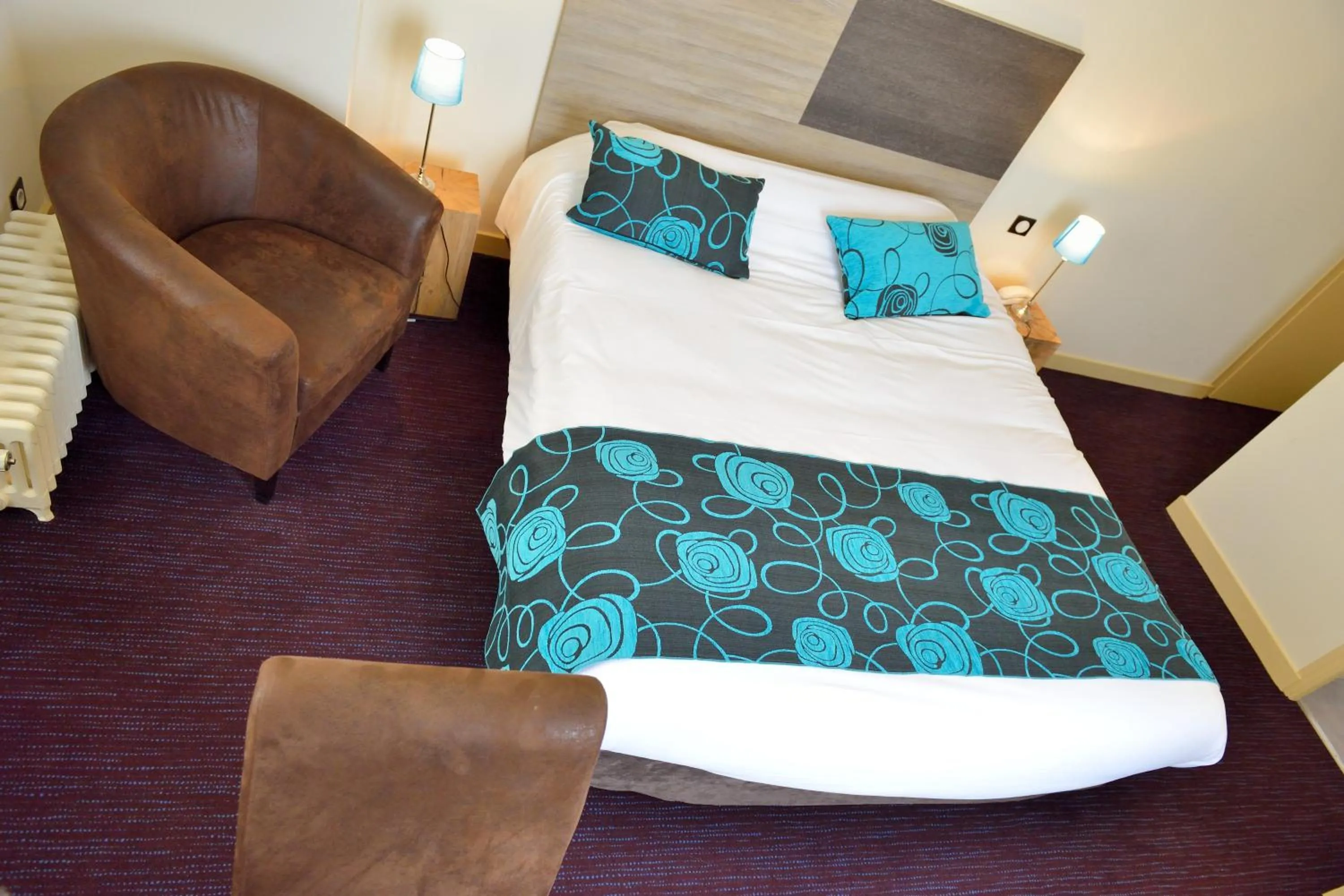 Standard Double Room in Logis Hostellerie de l'Abbaye