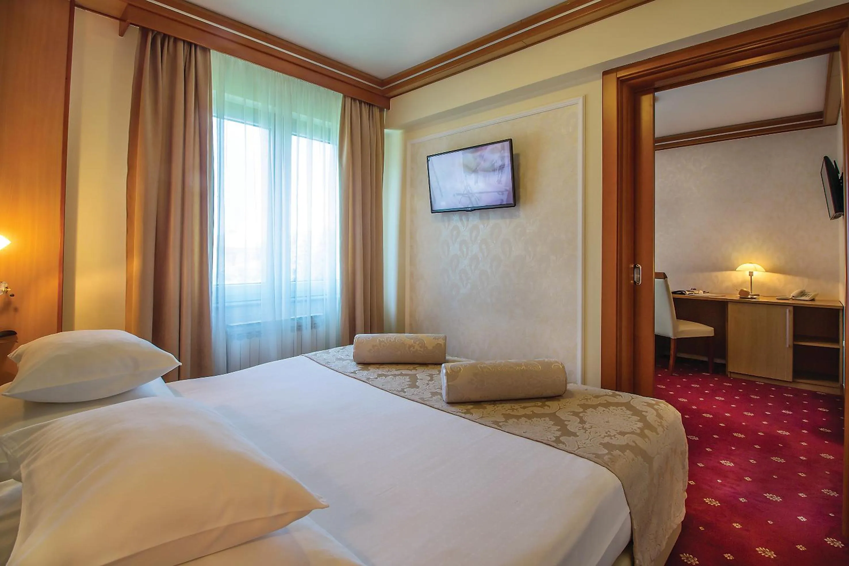 Family Room with Garden View in Hotel Cezar Banja Luka