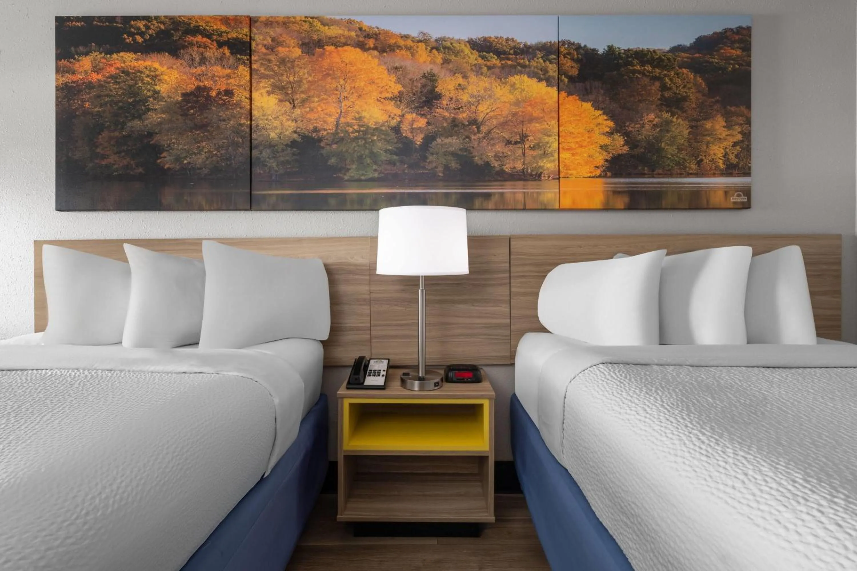 Studio Suite with Two Double Beds - Non-Smoking in Days Inn by Wyndham Alma