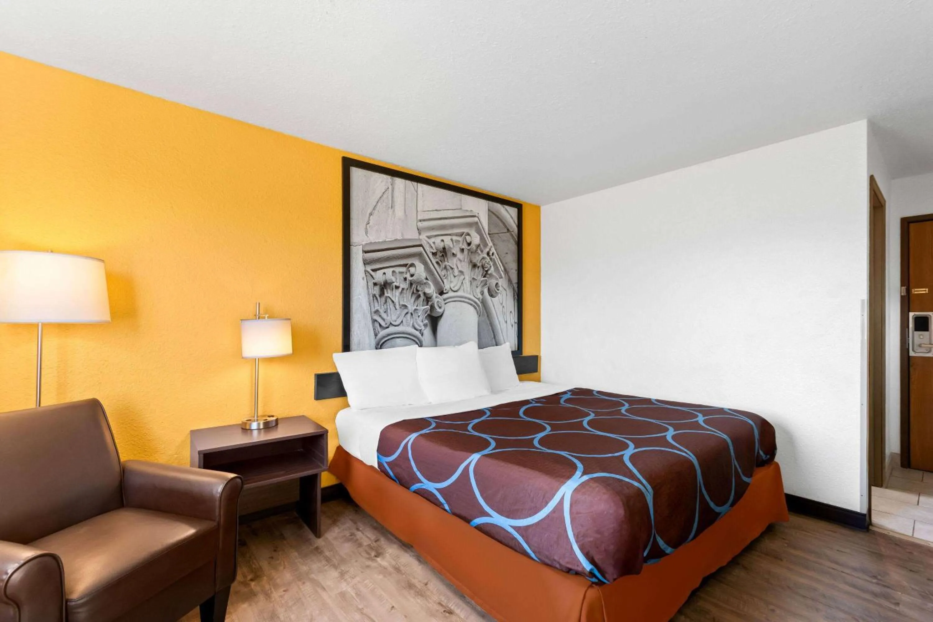 King Room- Non-Smoking in Super 8 by Wyndham Elizabethtown