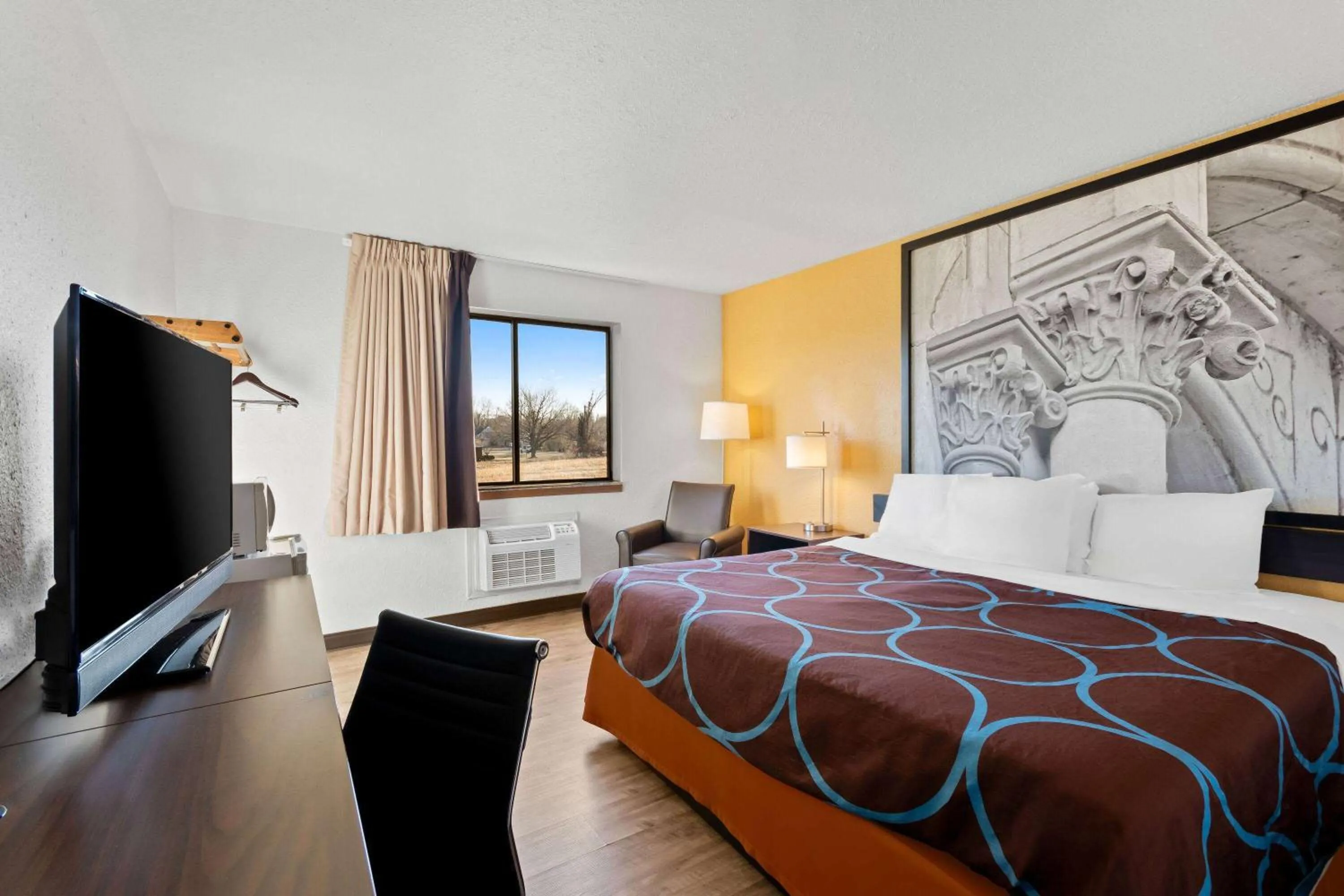 King Studio Suite - Non-Smoking in Super 8 by Wyndham Elizabethtown